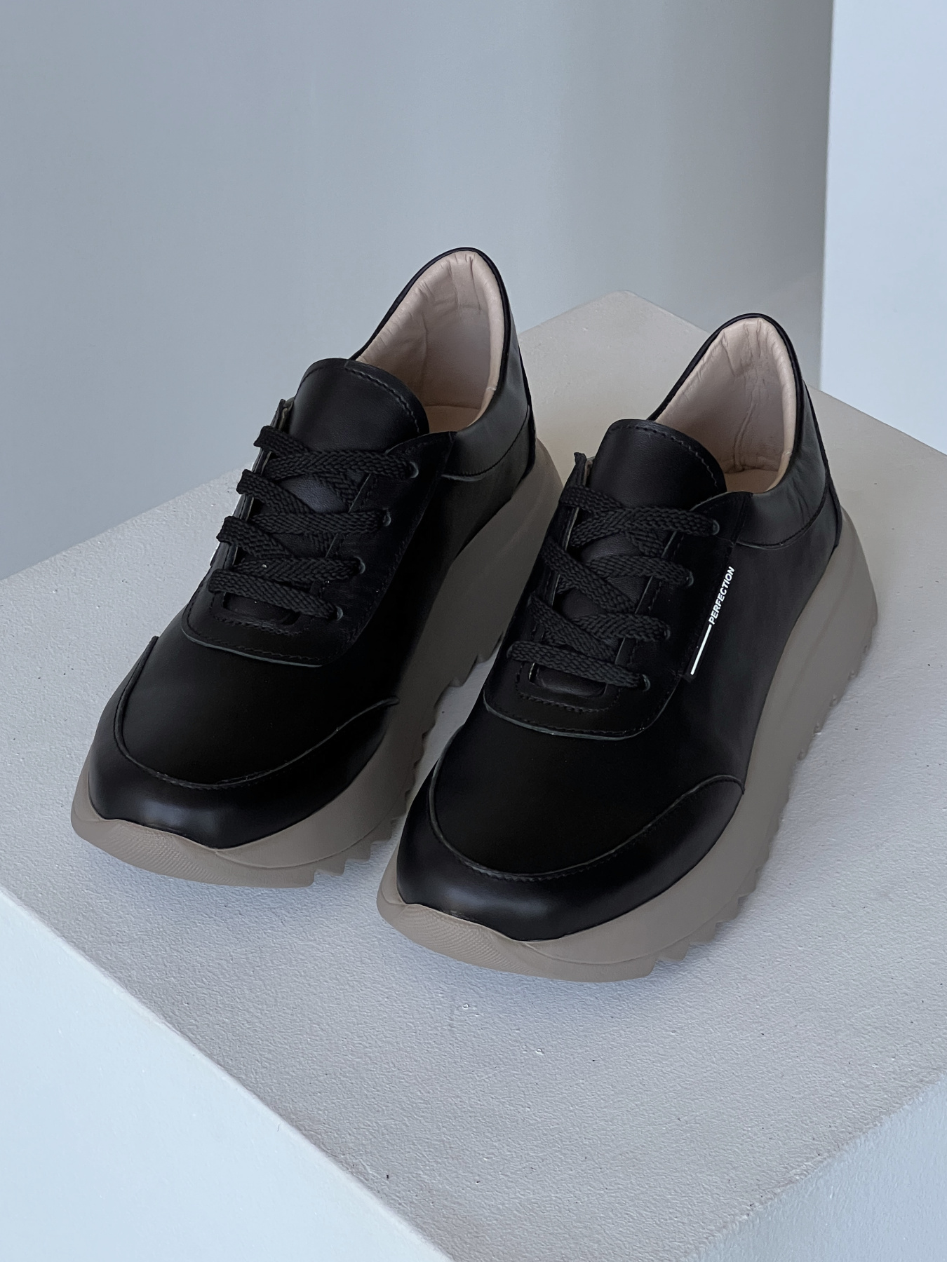 Кросівки INNOE модель 777524 Фото