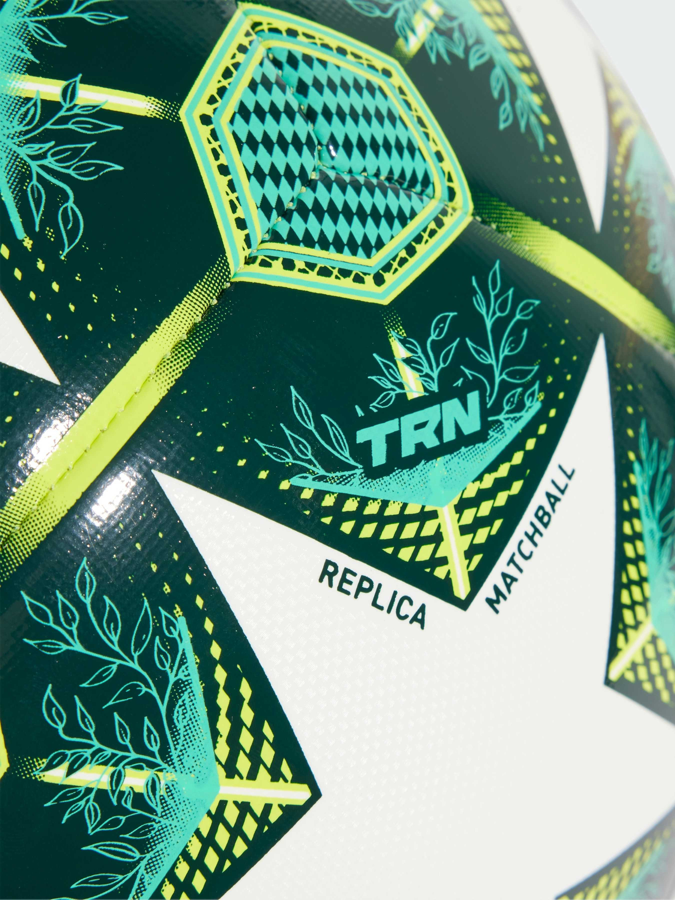 Мячи Adidas модель JH1281 Мячи Adidas модель JH1281 Фото