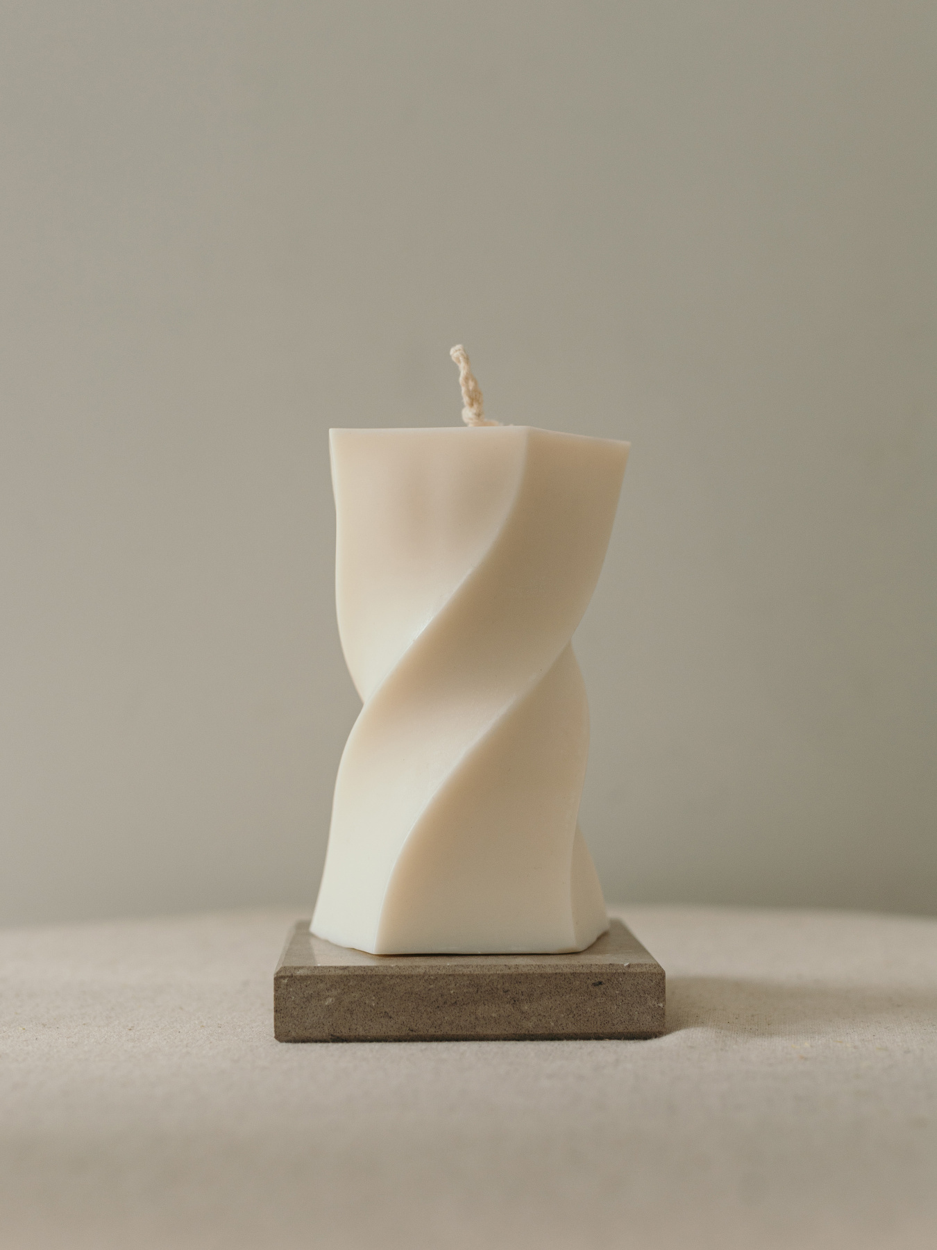 Свеча фигурная "Геометрия" из натурального соевого воска Candle Design модель 110.1022 Фото