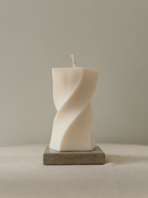 Свічка фігурна "Геометрія" з натурального соєвого воску Candle Design модель 110.1022 Фото