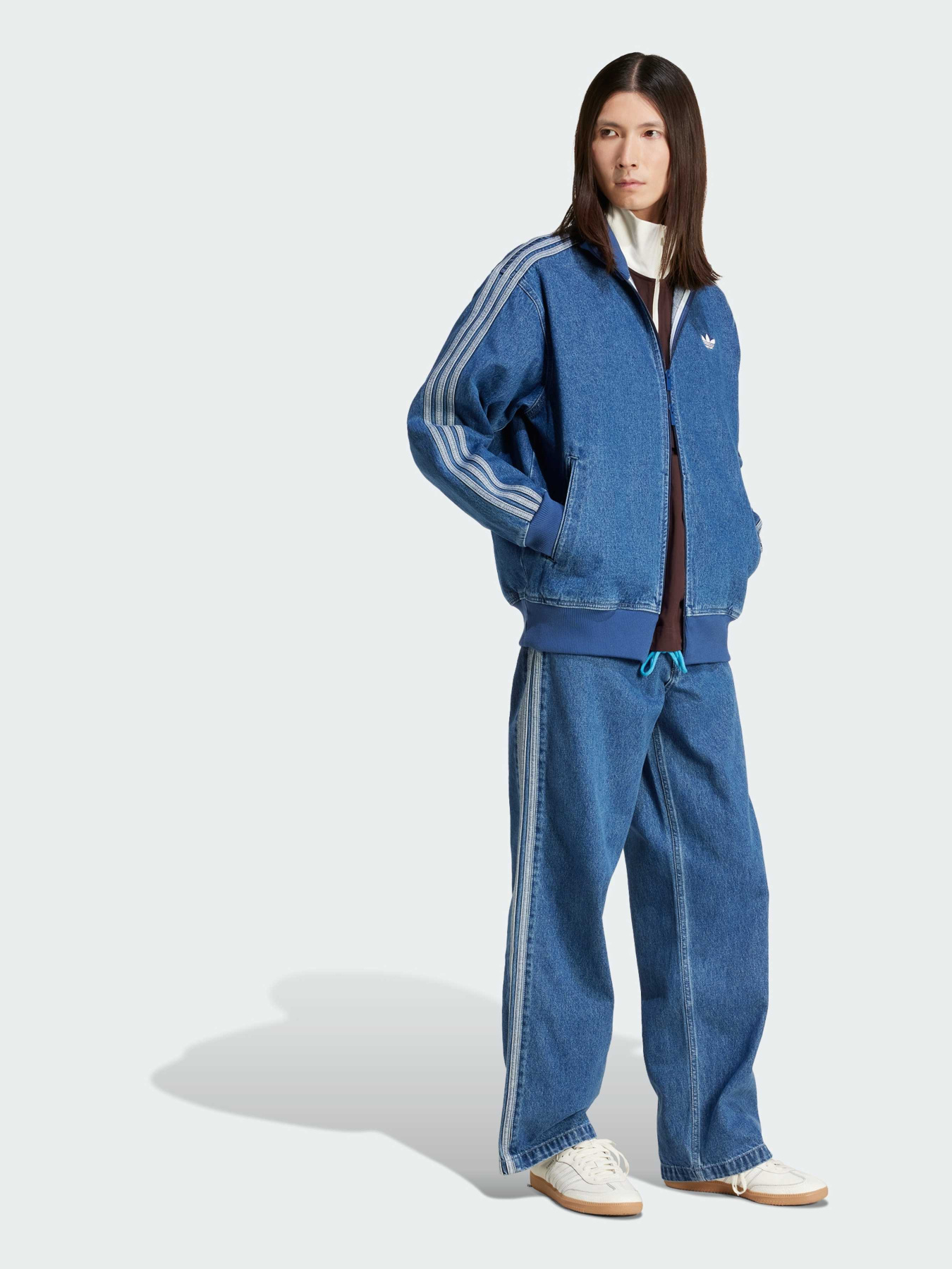 Широкі джинси Adidas Adicolor модель JC6234 Широкі джинси Adidas Adicolor модель JC6234 Фото