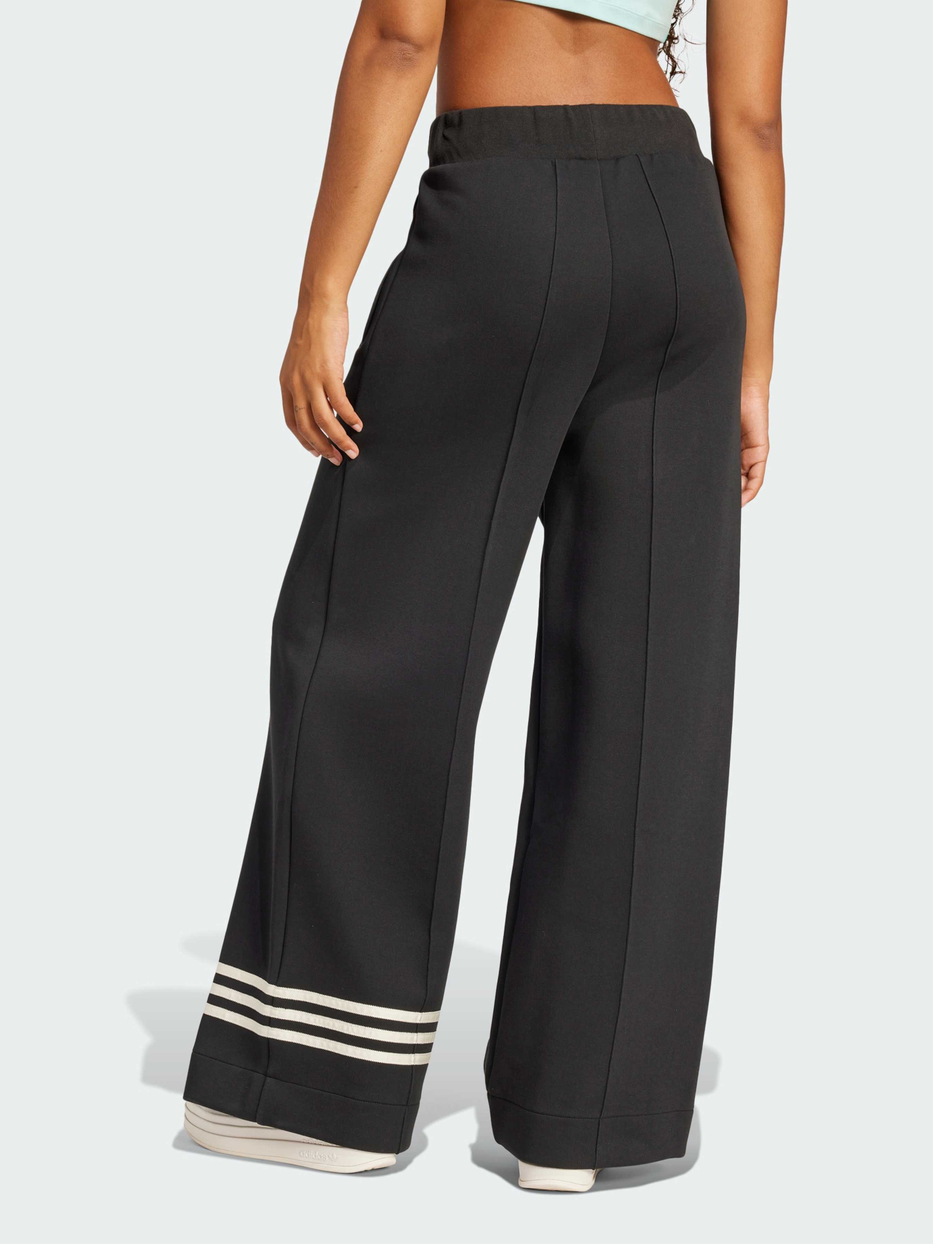 Штани повсякденні Adidas Adicolor модель JI8516 Фото