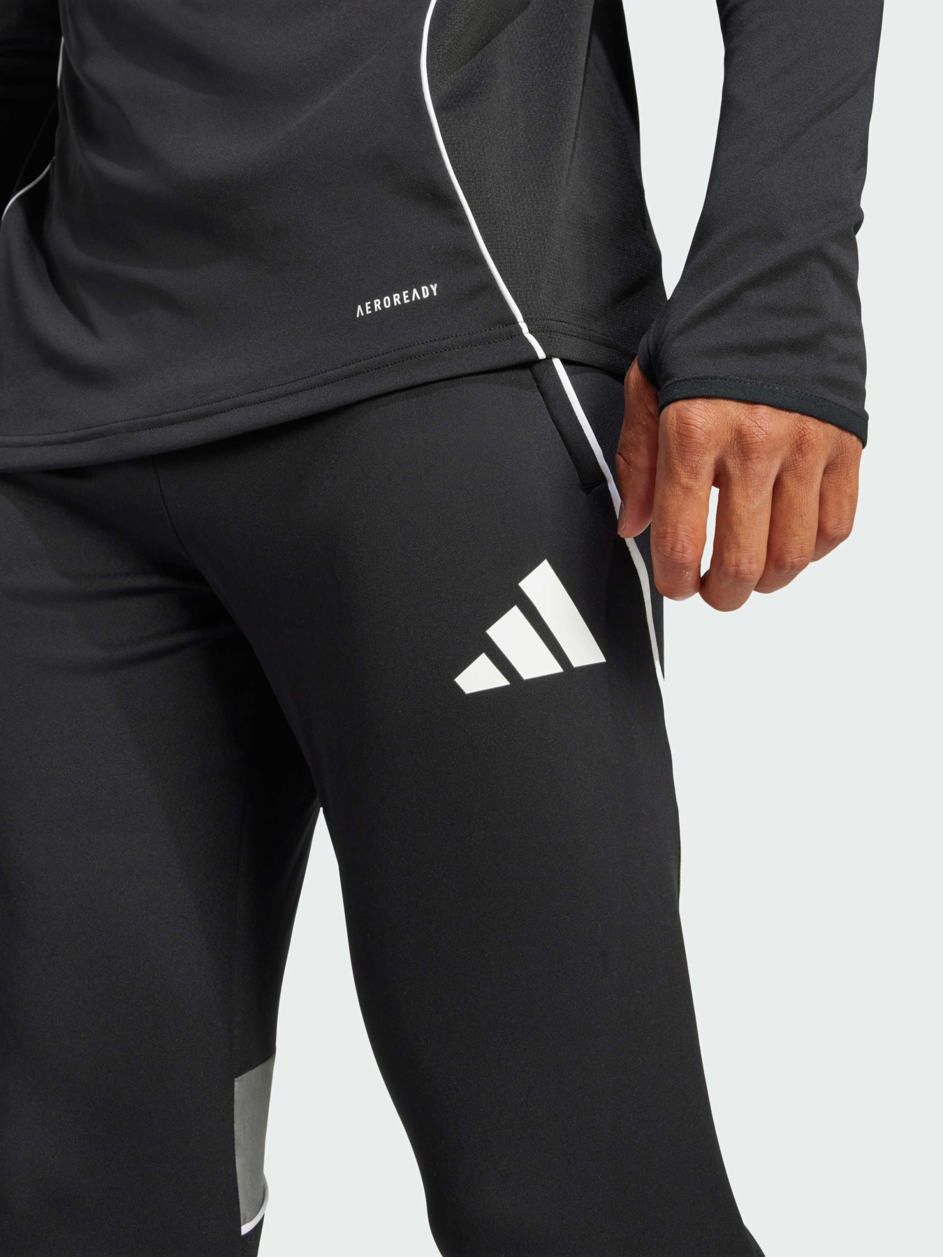 Кофта спортивная Adidas Tiro модель JJ1515 Фото