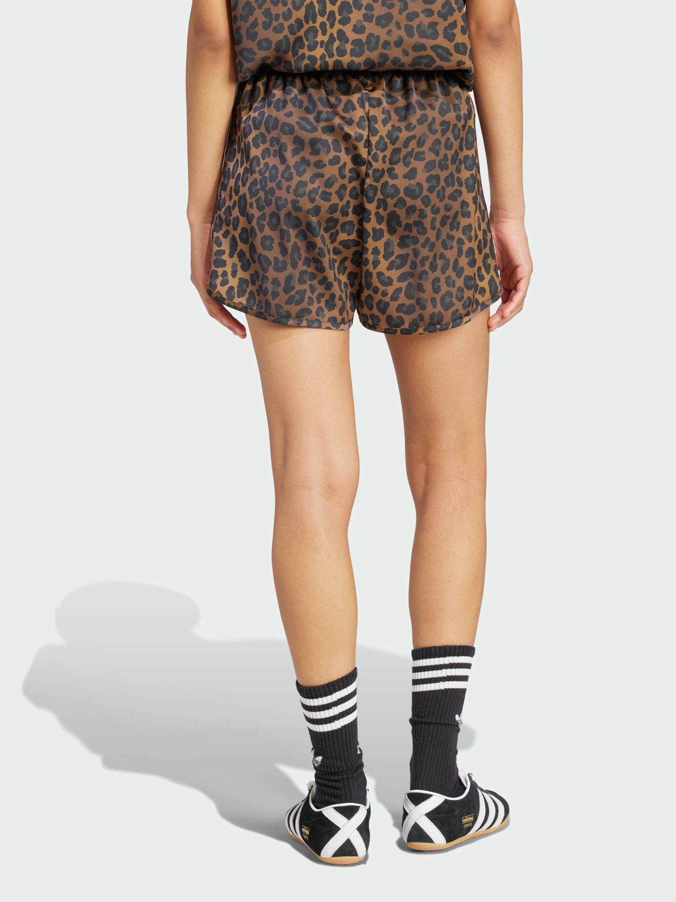 Повседневные шорты Adidas модель KA2673 Фото