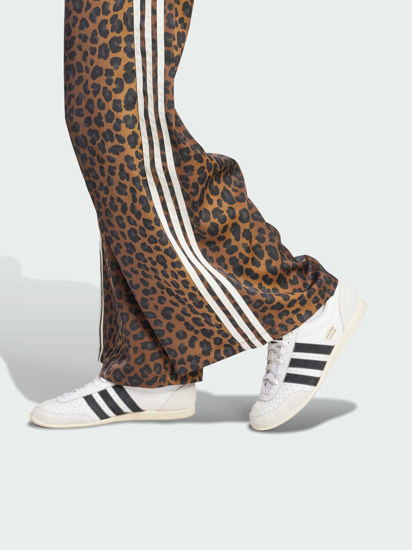 Повсякденні штани Adidas модель KA2666 Фото