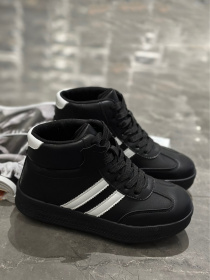 Кроссовки повседневные Stilli модель SDWN20-4 Кроссовки повседневные Stilli модель SDWN20-4 Фото