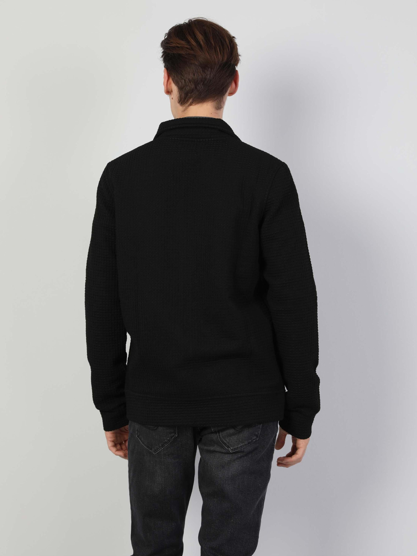 Куртки и дубленки Colin’s модель CL1047195_Q1.V1_BLK Фото