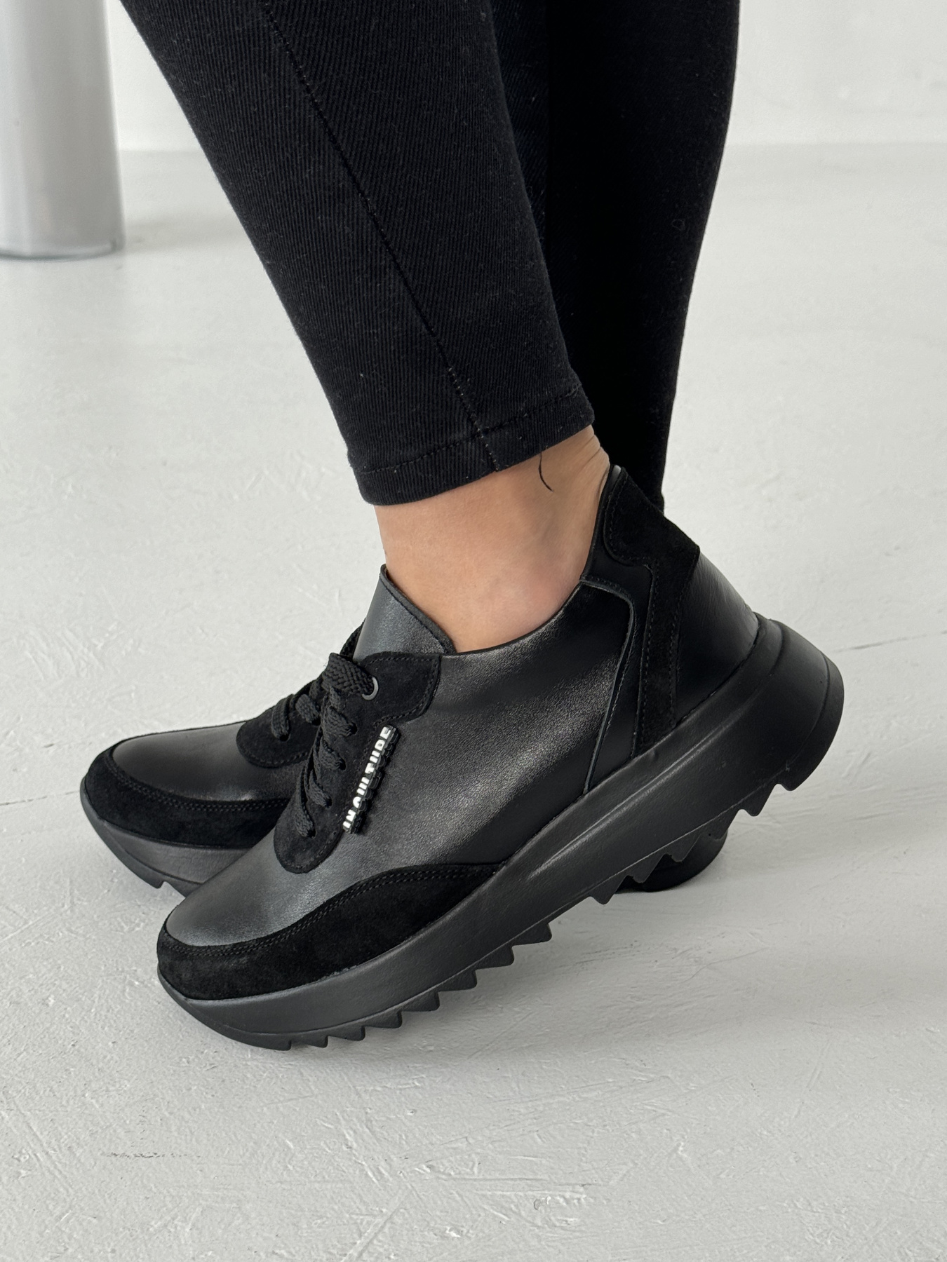 Кроссовки повседневные INNOE модель 777533-2 Фото