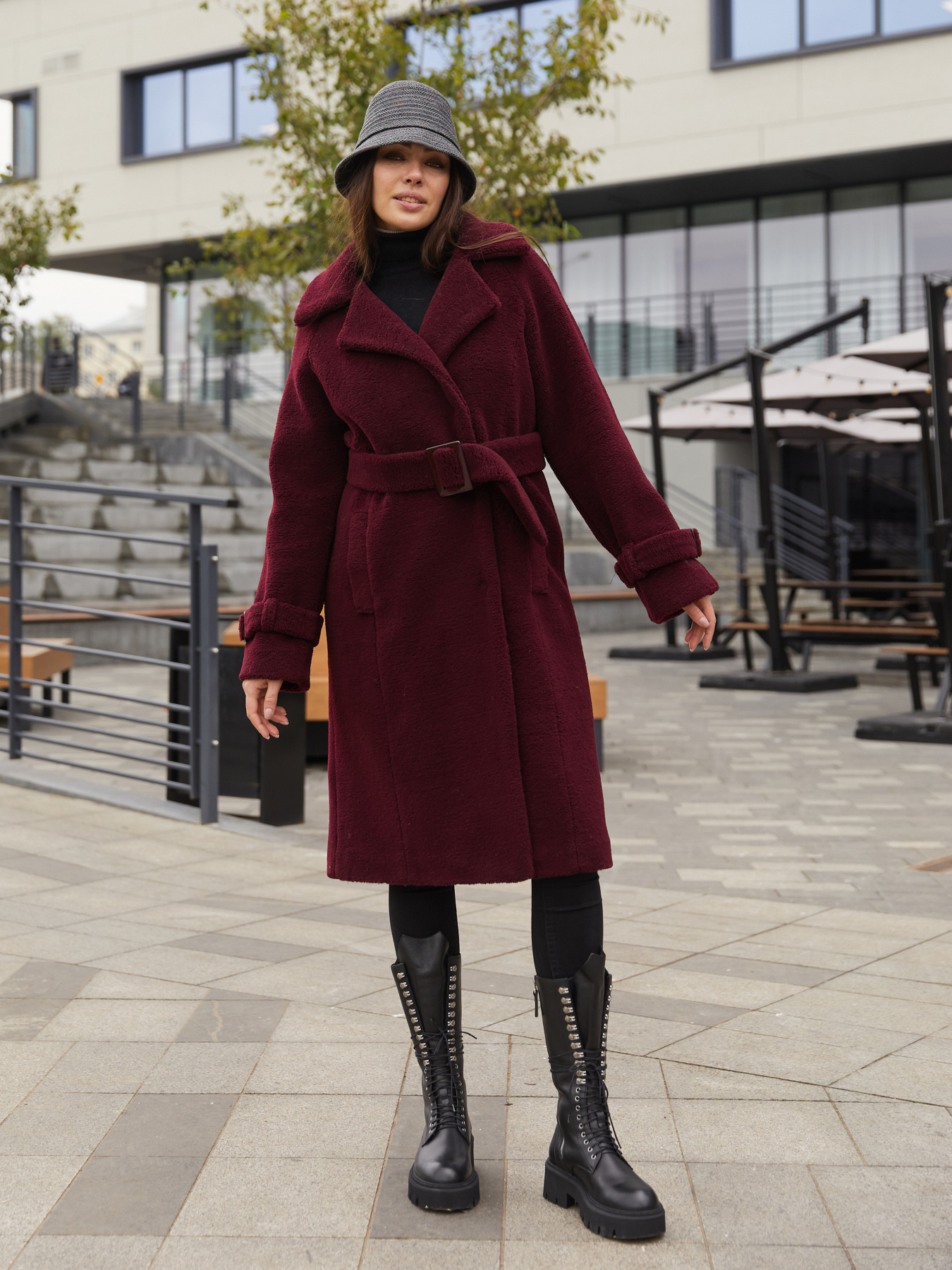 Шуби і дублянки MilaNova модель Пальто ПВ-94 бордо Фото