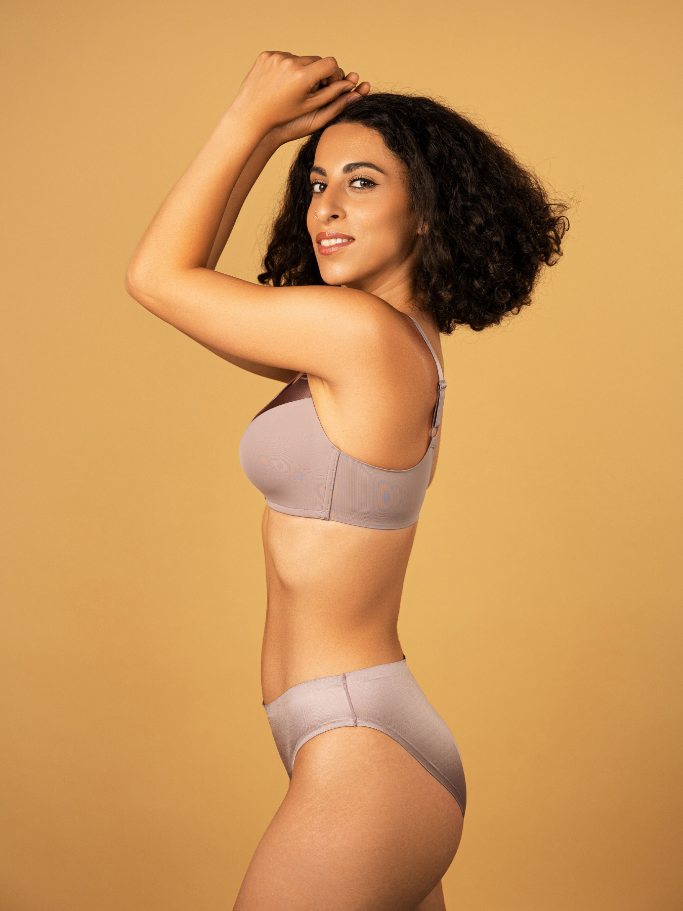 Бюстгальтер Brabrabra модель SLZ24201215_Gray-Lilac Фото