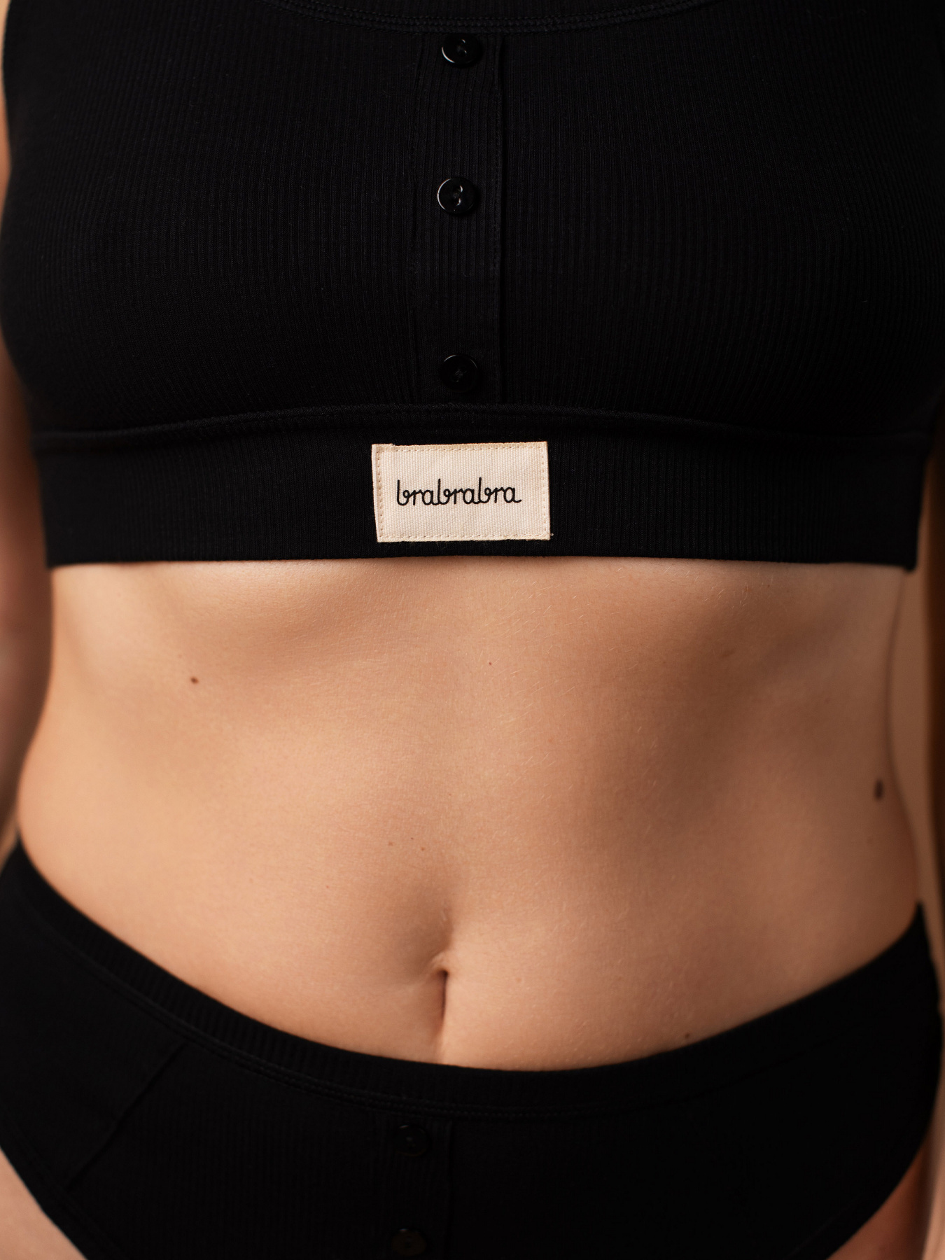 Бюстгальтер Brabrabra модель SLZ25301009_Black Фото