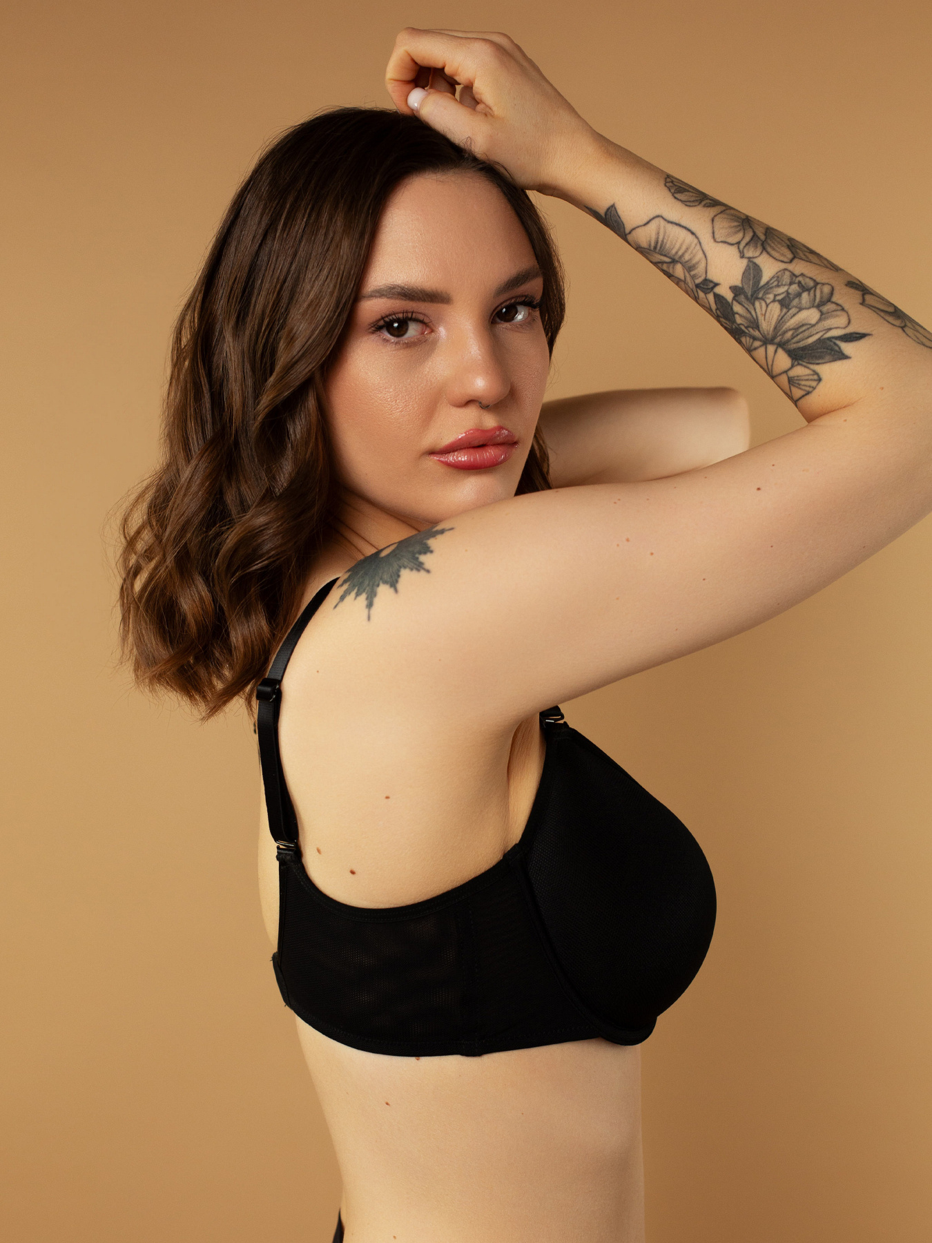 Бюстгальтер Brabrabra модель SLZ26201002_Black Фото