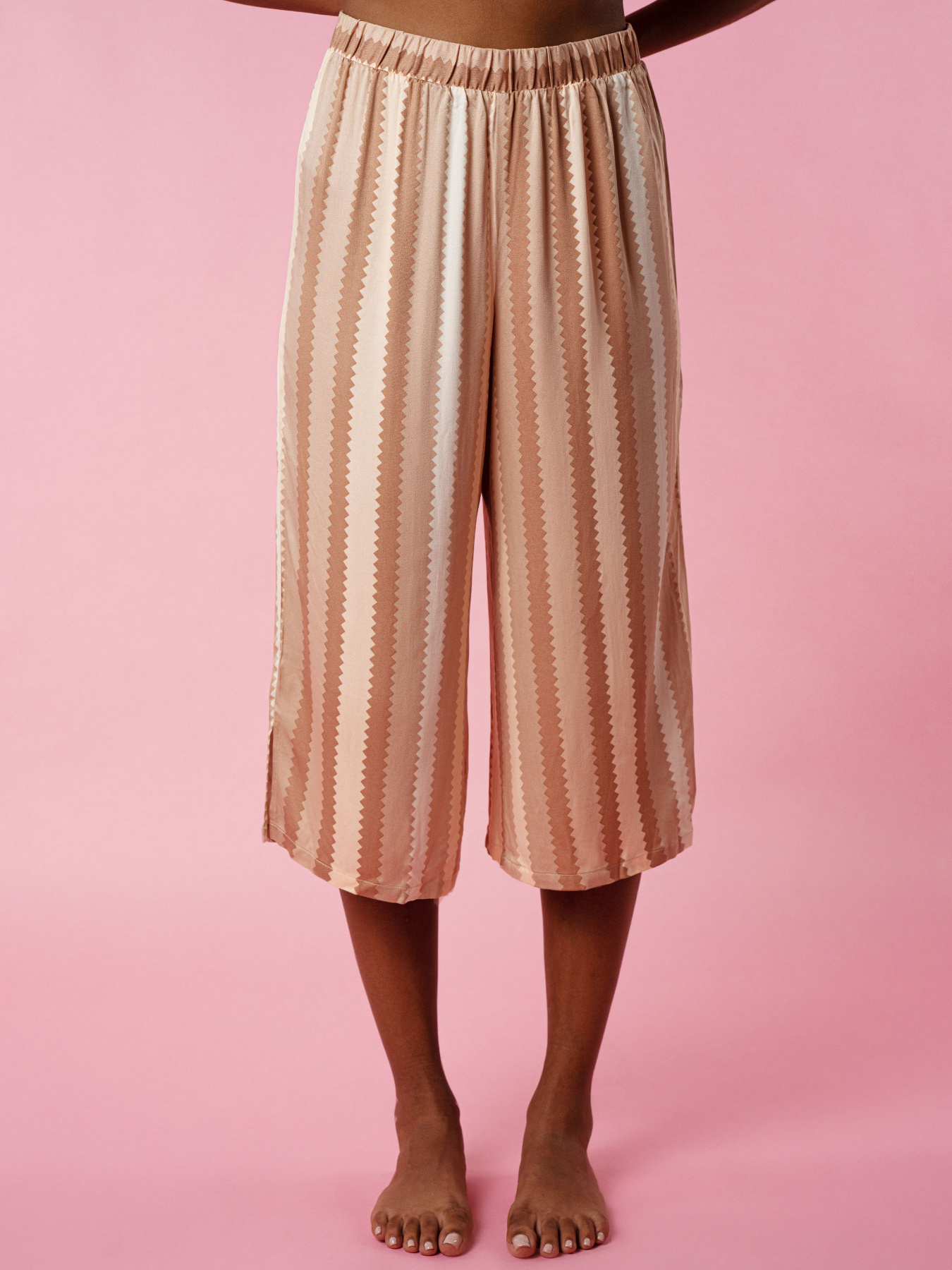 Штани для дому Brabrabra модель HOM2212010_Striped-Print Фото