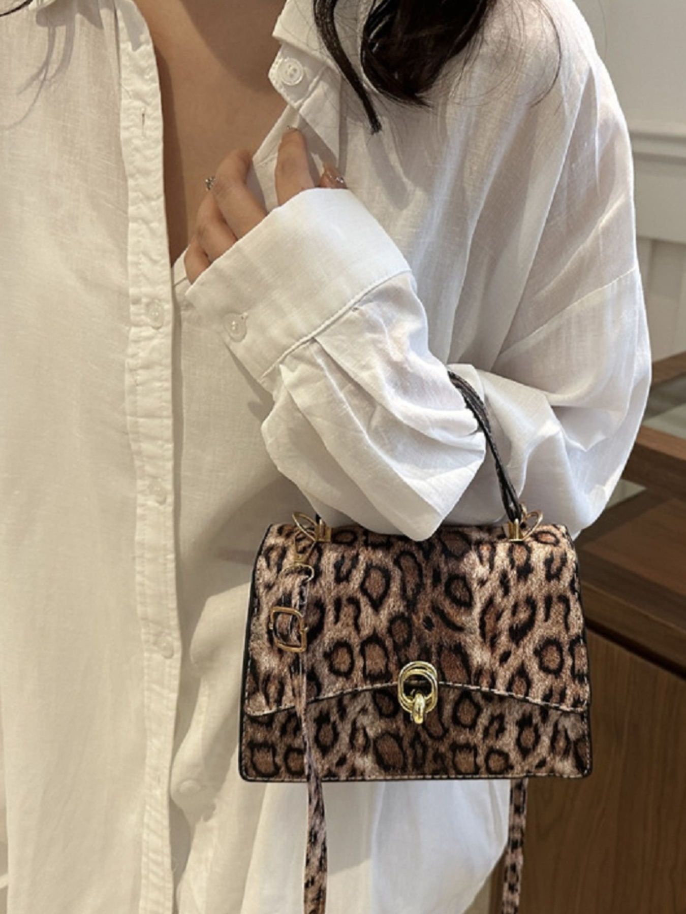 Крос-боді RoyalBag модель P1-369-9075LB Фото