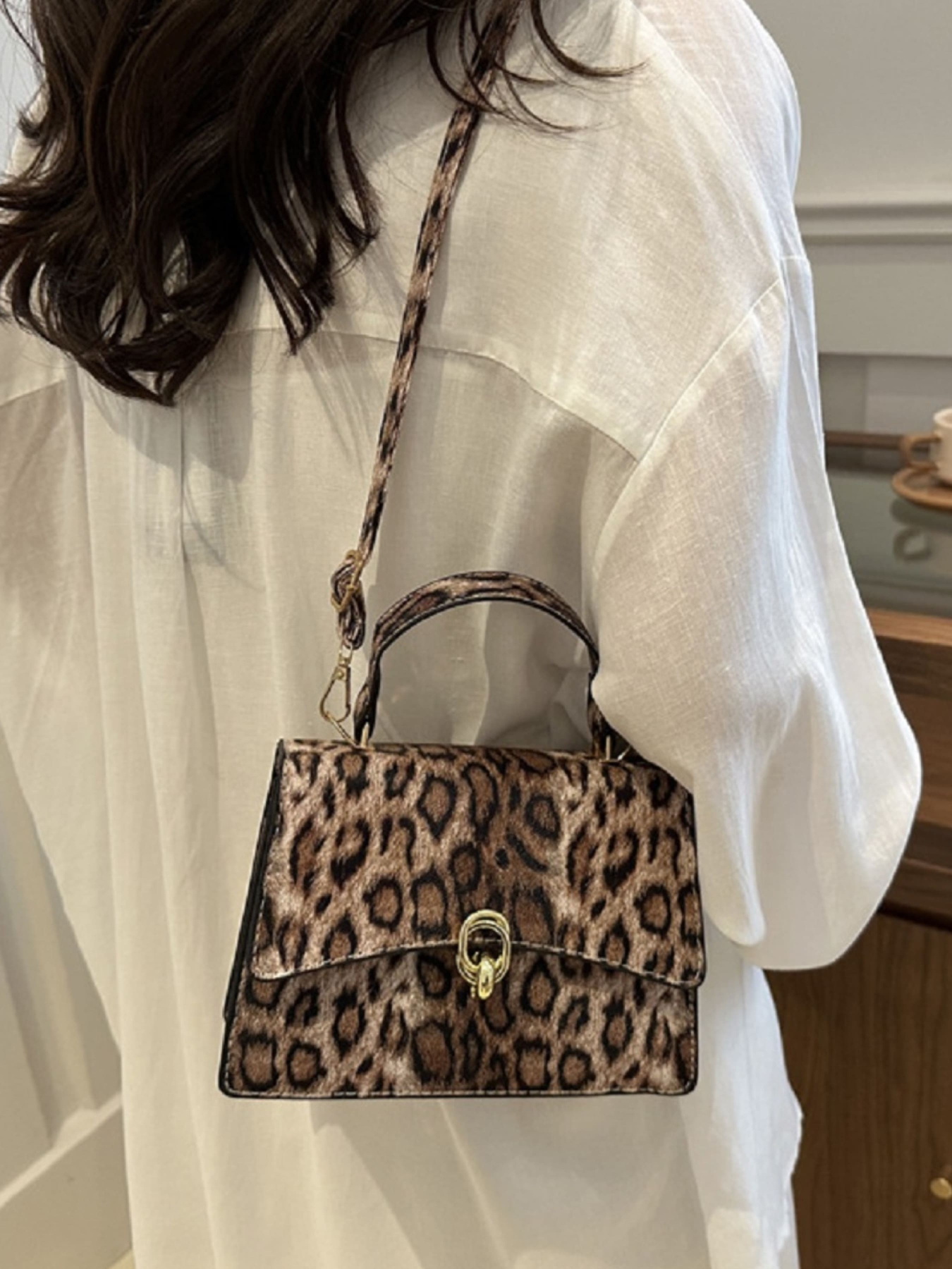 Крос-боді RoyalBag модель P1-369-9075LB Фото