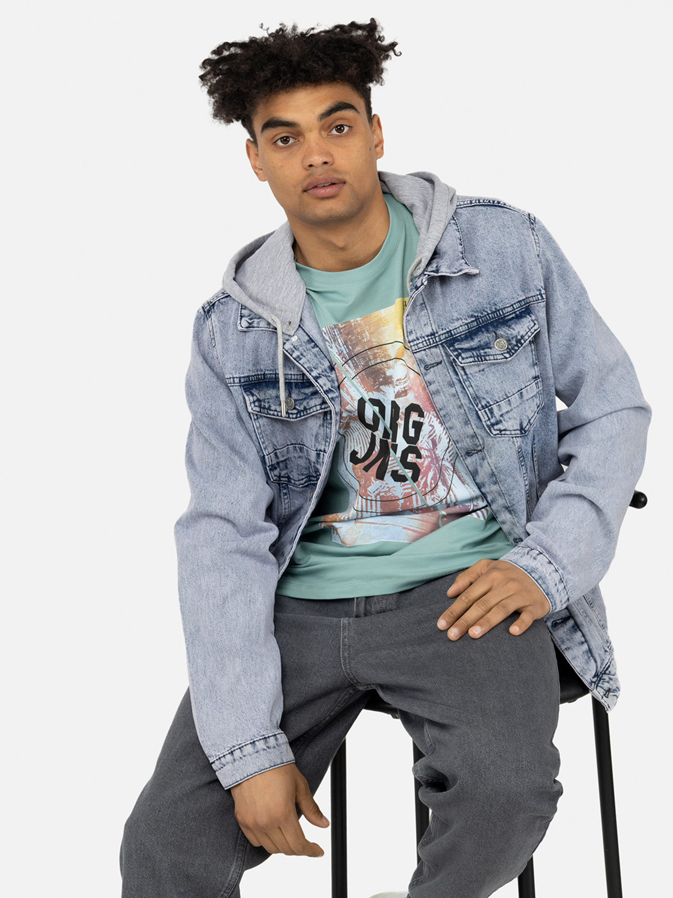 Футболка YUKI модель ЦБ-00243185 Фото