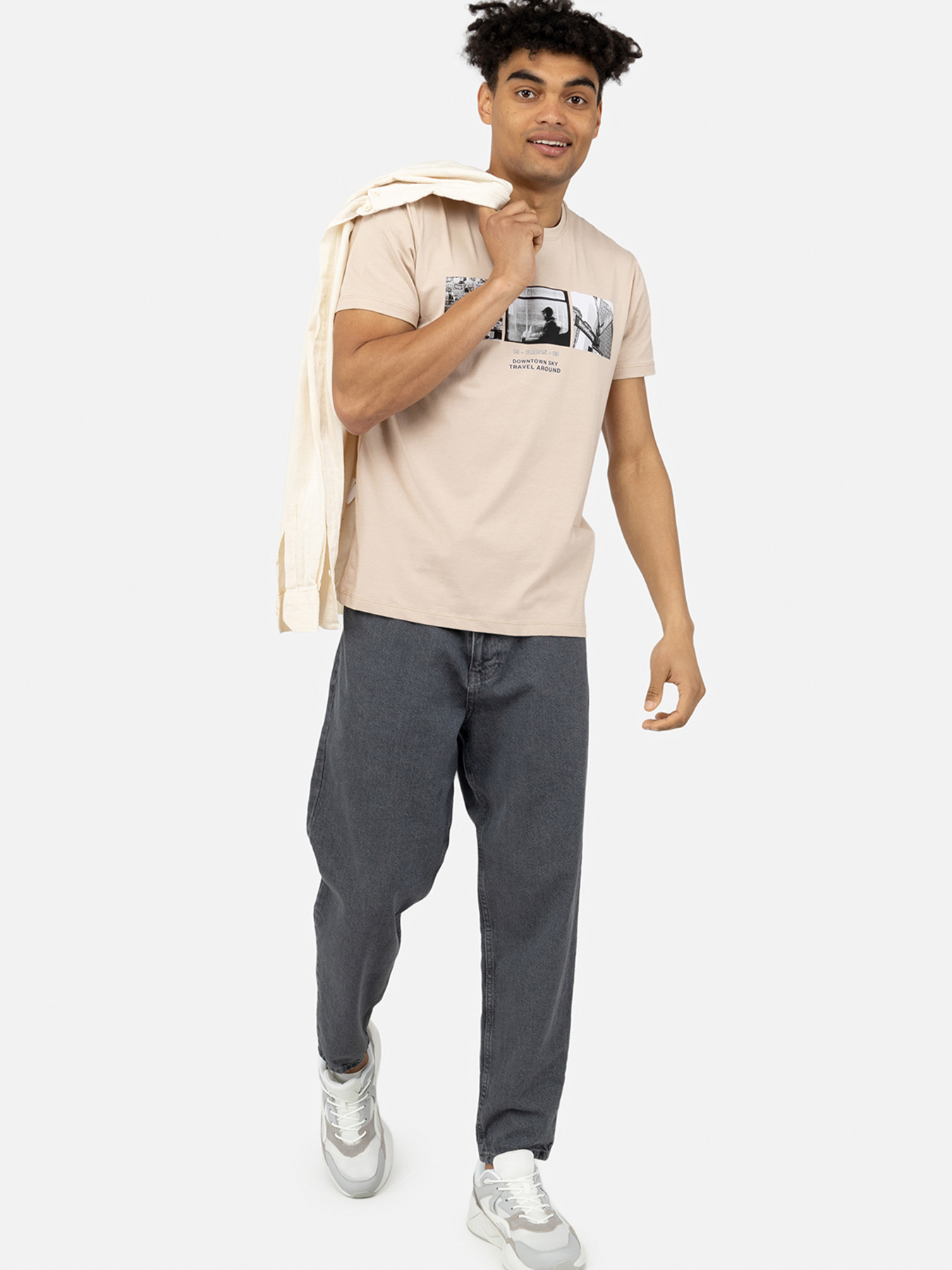 Футболка YUKI модель ЦБ-00243216 Футболка YUKI модель ЦБ-00243216 Фото