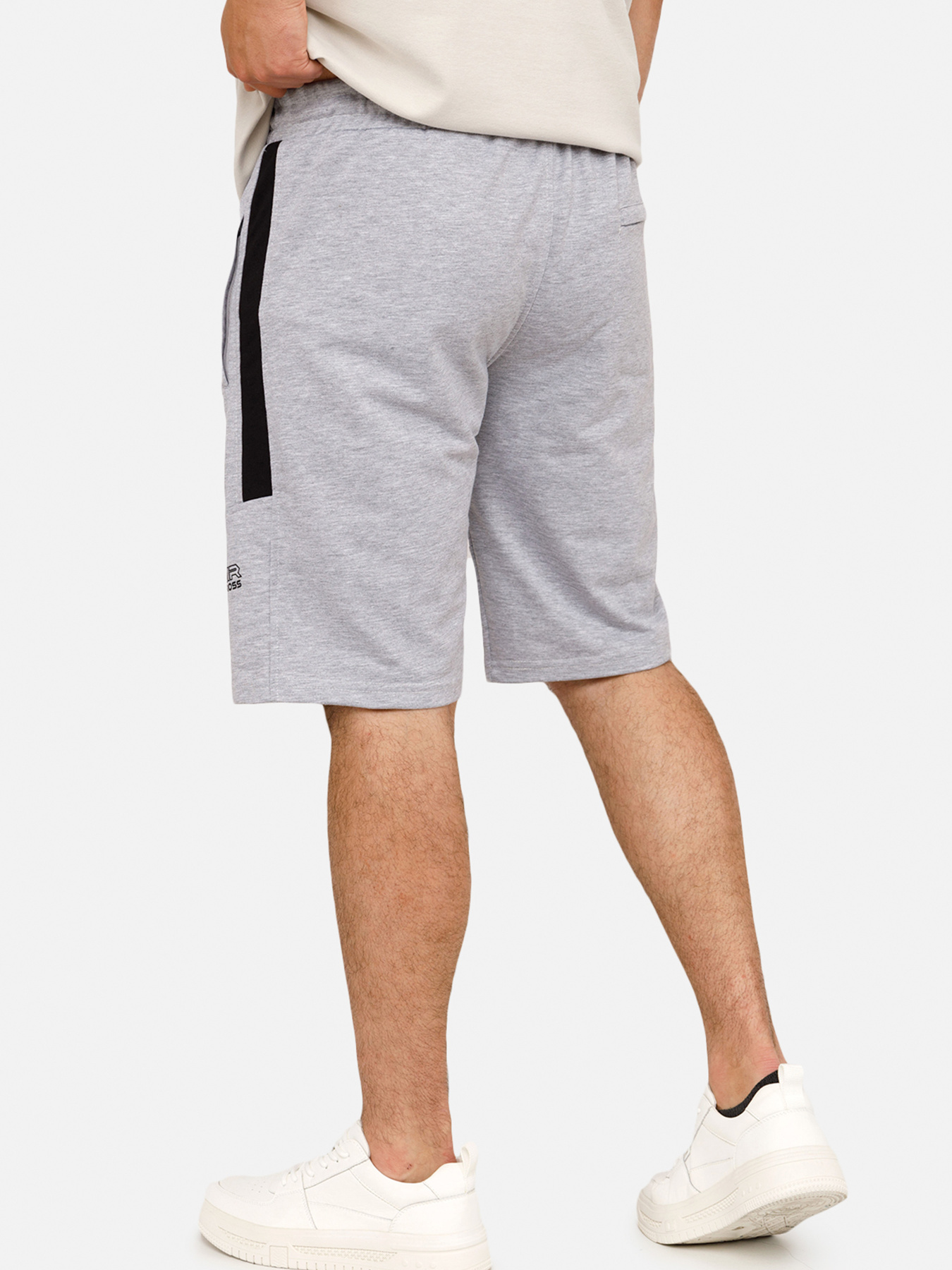 Шорти спортивні YUKI модель ЦБ-00251756 Фото