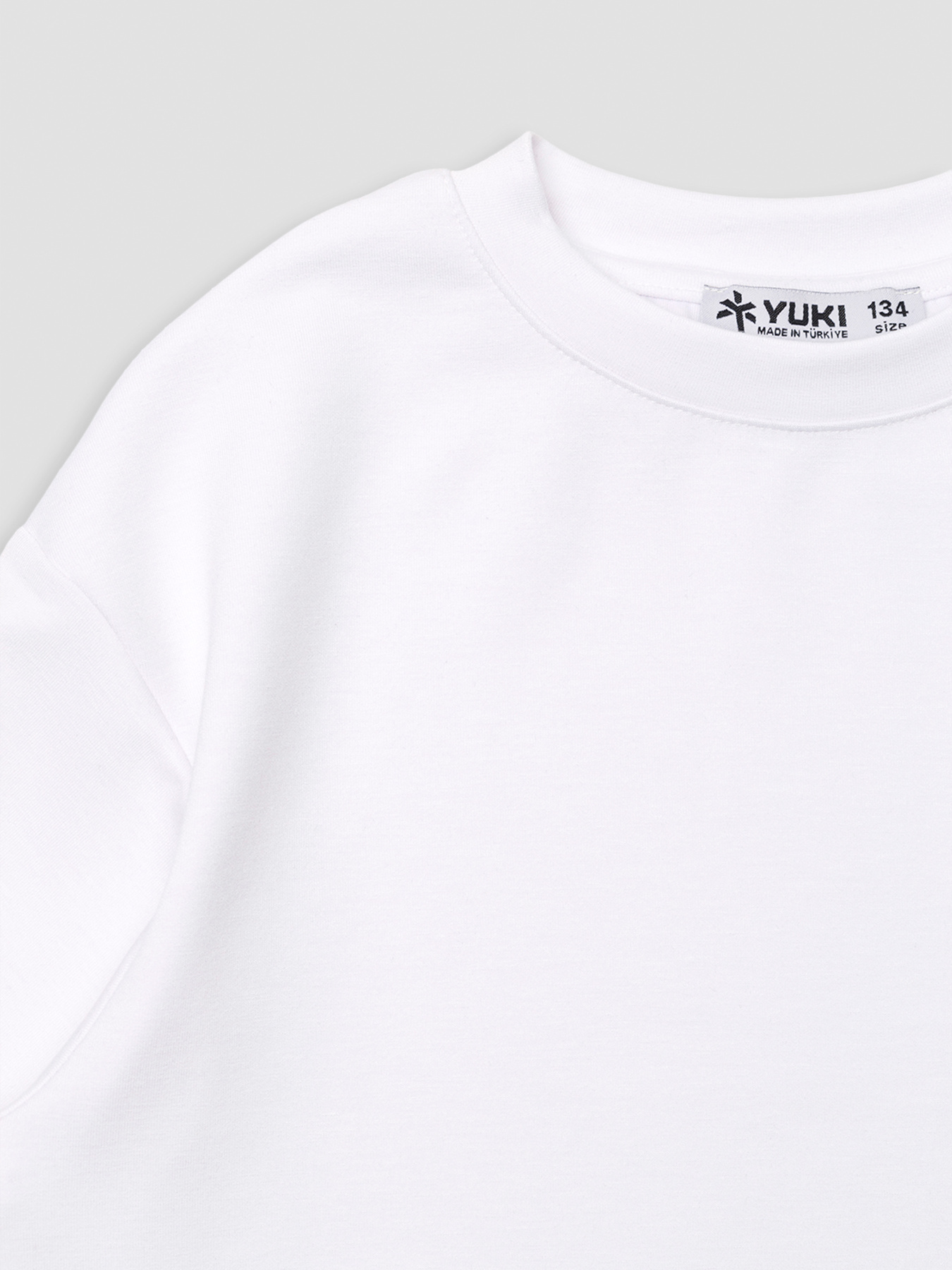 Футболка YUKI модель ЦБ-00267433 Футболка YUKI модель ЦБ-00267433 Фото