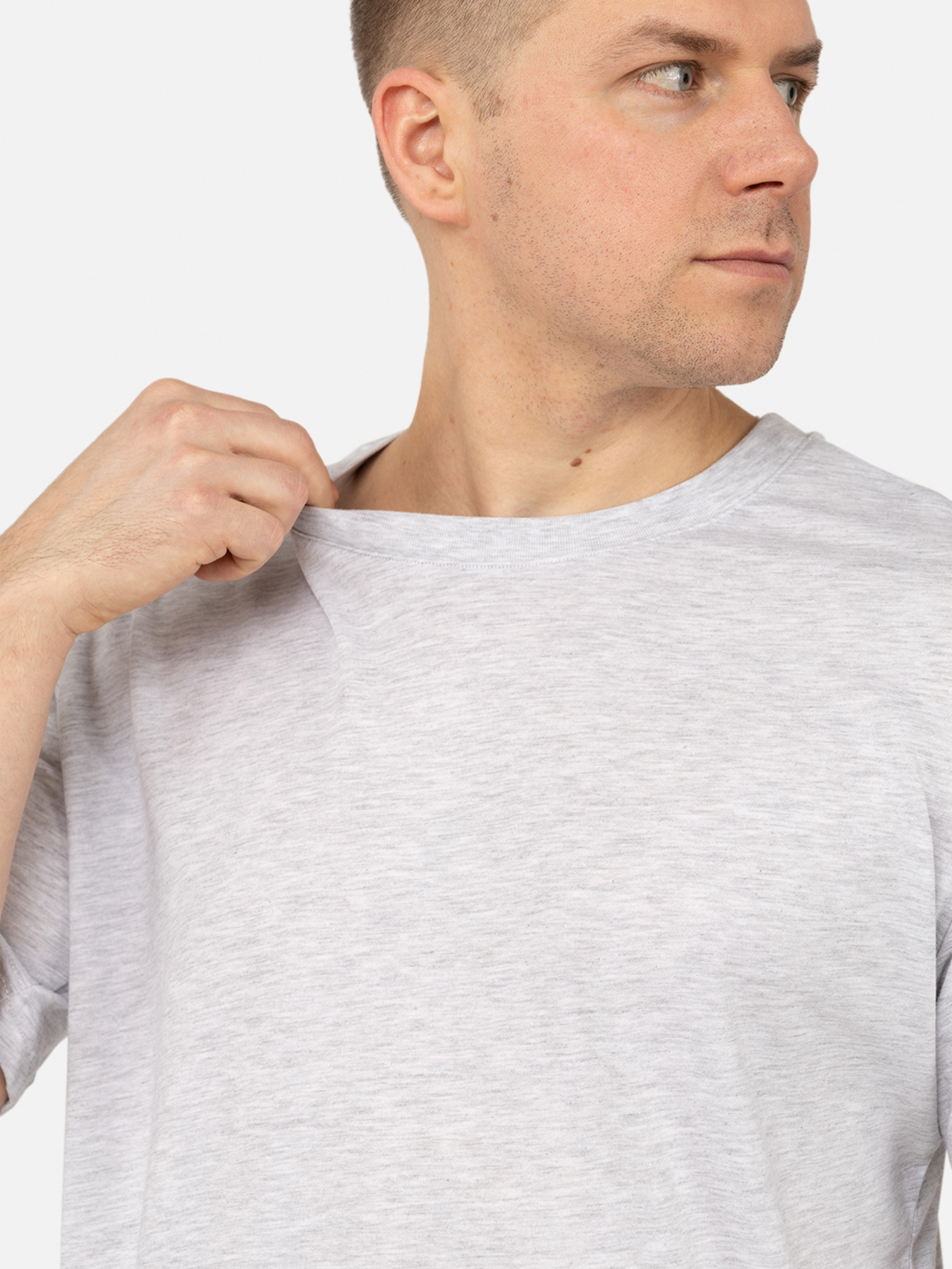 Футболка YUKI модель ЦБ-00267764 Фото