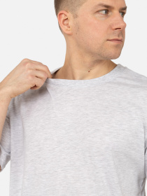 Футболка YUKI модель ЦБ-00267764 Футболка YUKI модель ЦБ-00267764 Фото