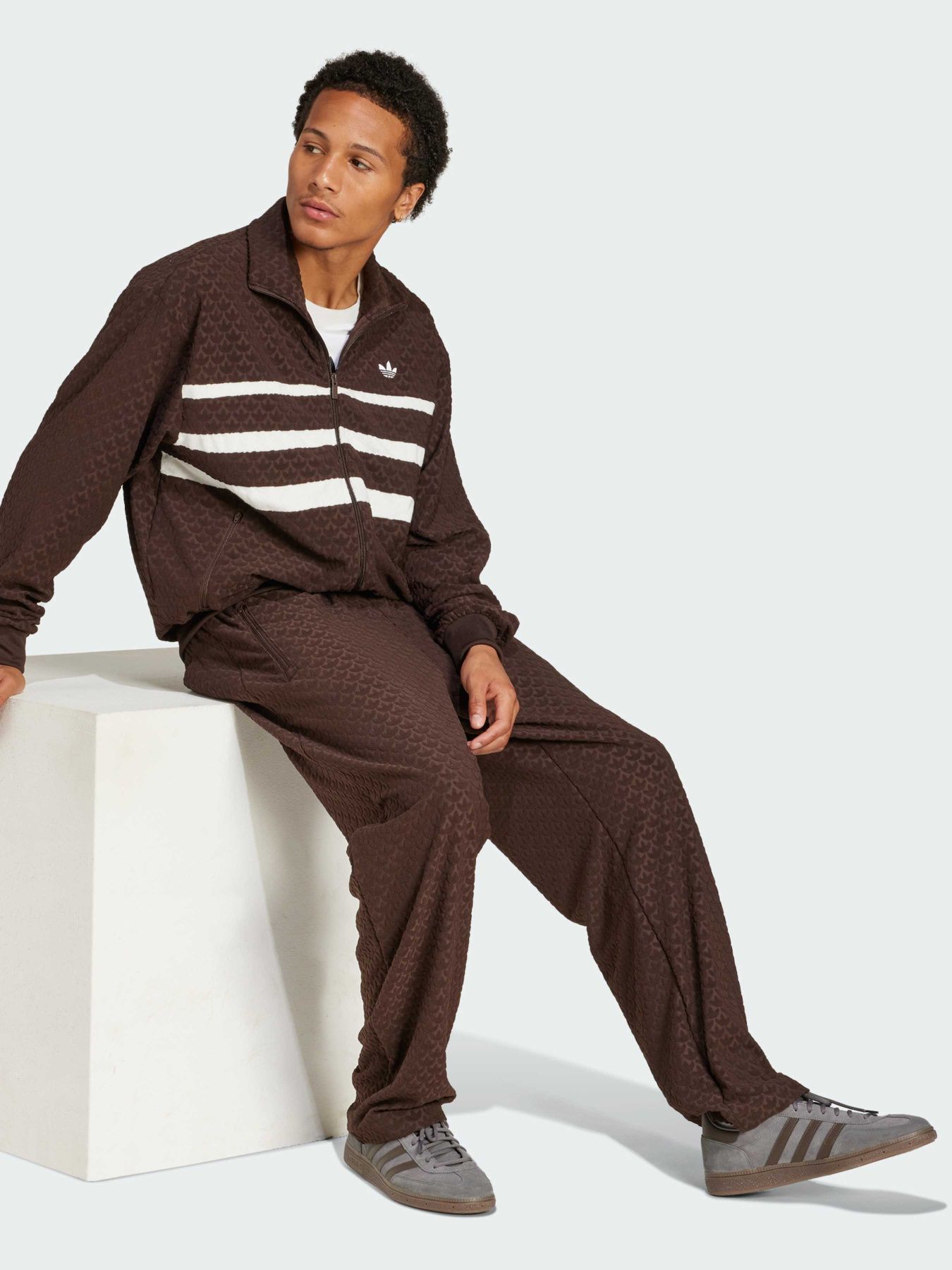 Кофта Adidas Graphics модель JP4419 Кофта Adidas Graphics модель JP4419 Фото