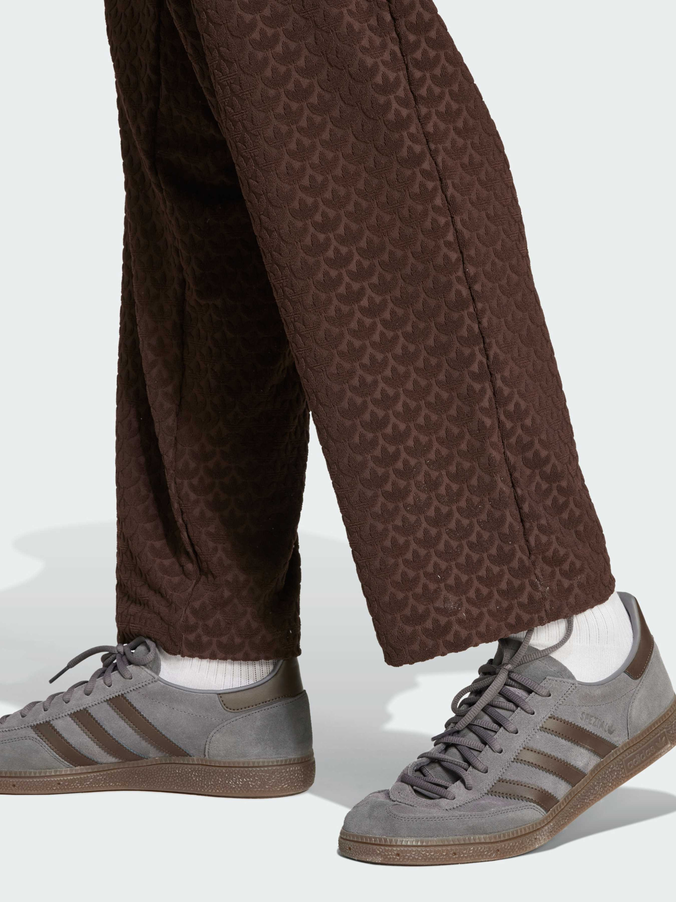 Повсякденні штани Adidas Graphics модель JP4428 Фото