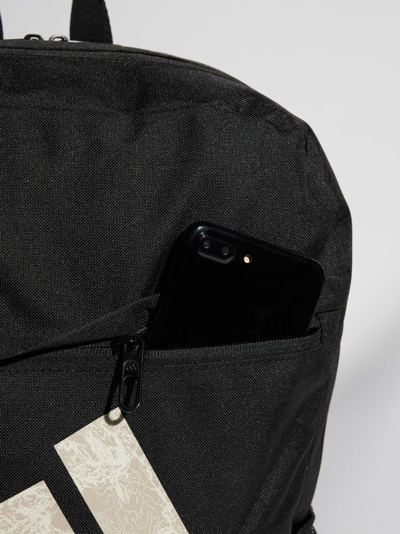 Повседневный рюкзак Adidas модель IS7038 Фото