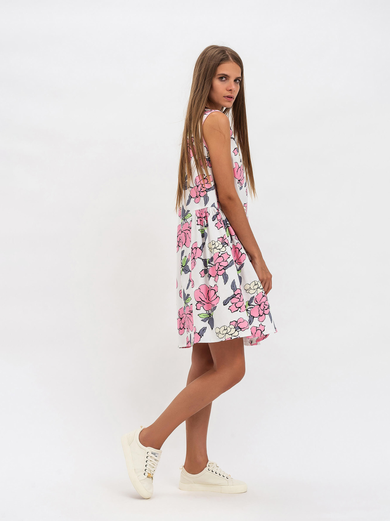 Сукні Lesia модель WhiteValliWMNSDRSSLS Фото