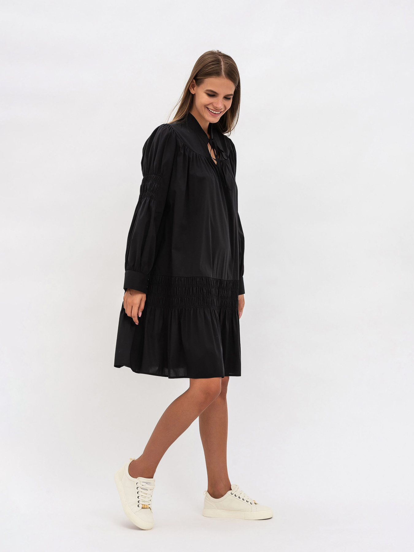 Сукні Lesia модель BlackLamie01WMNSDRSSLS Фото