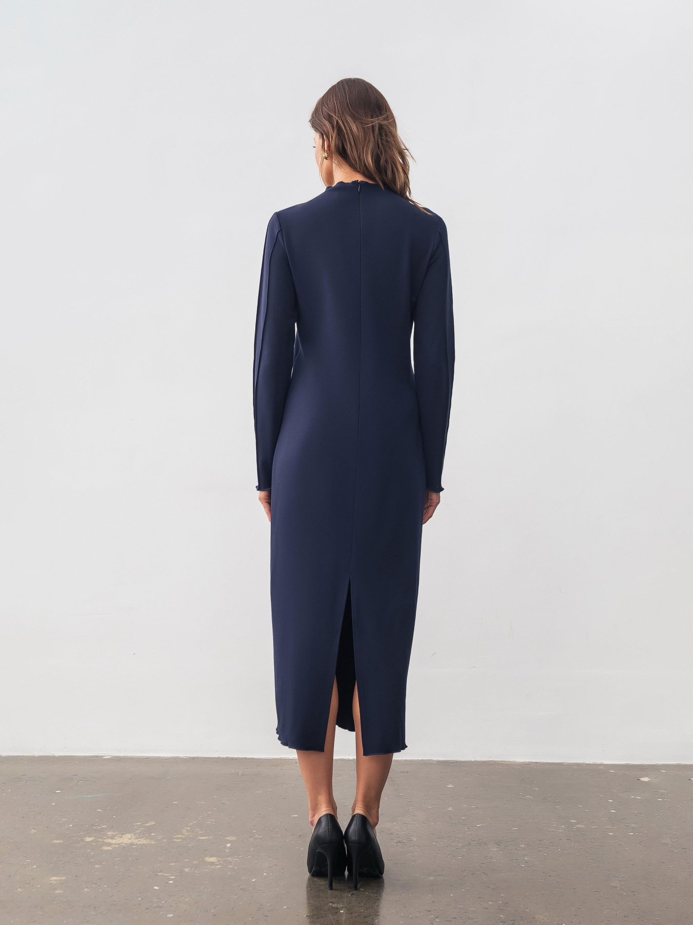 Сукні Lesia модель Tiari01BlueWMNSDRSSLS Фото