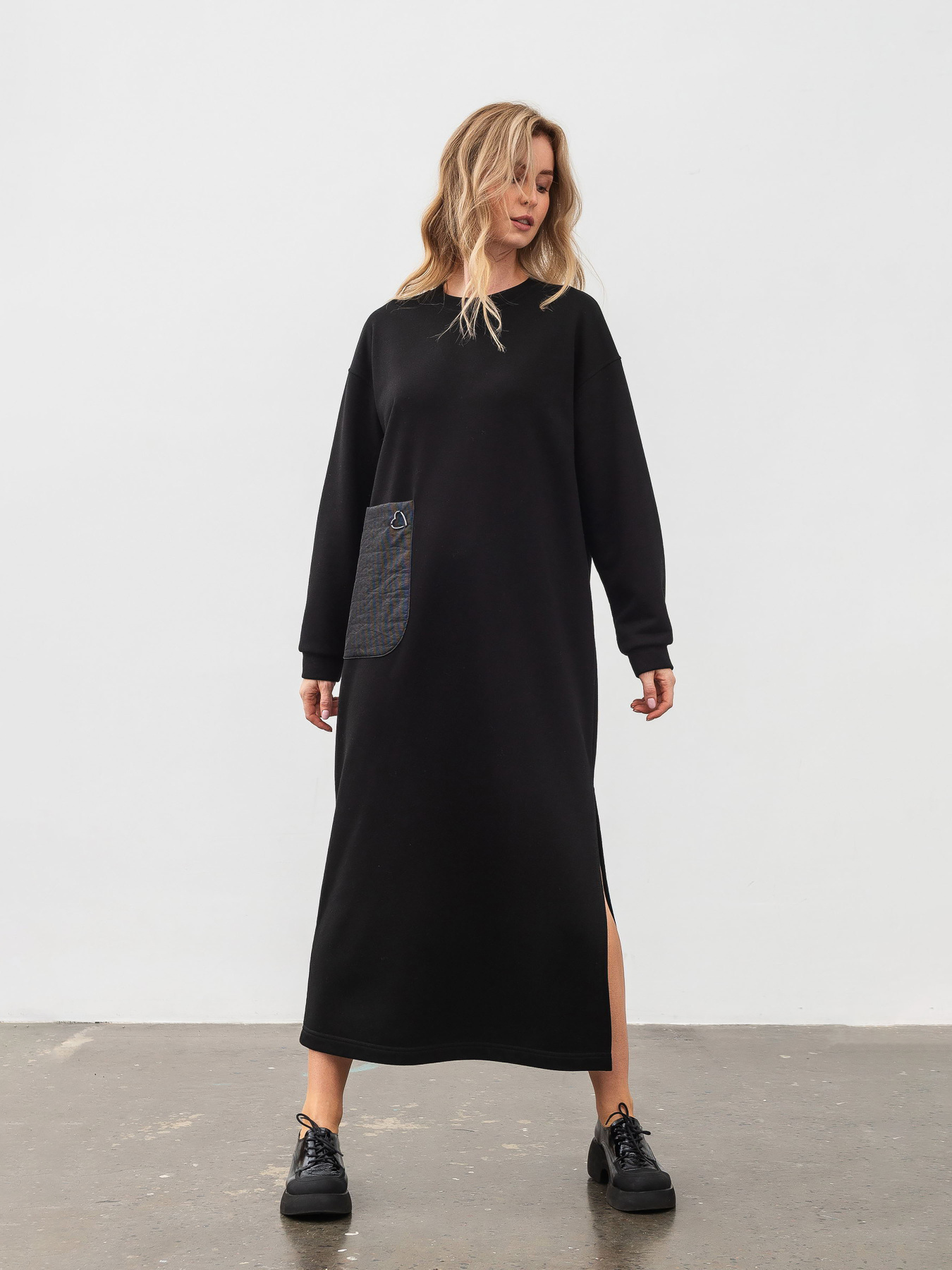 Сукні Lesia модель BelaraBlackWMNSDRSSLS Фото