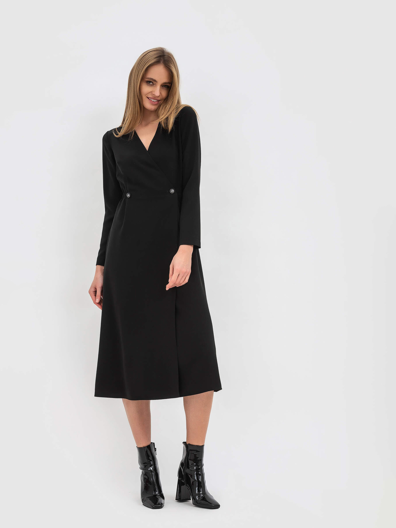 Сукні Lesia модель Efimiya42BlackWMNSDRSSLS Фото