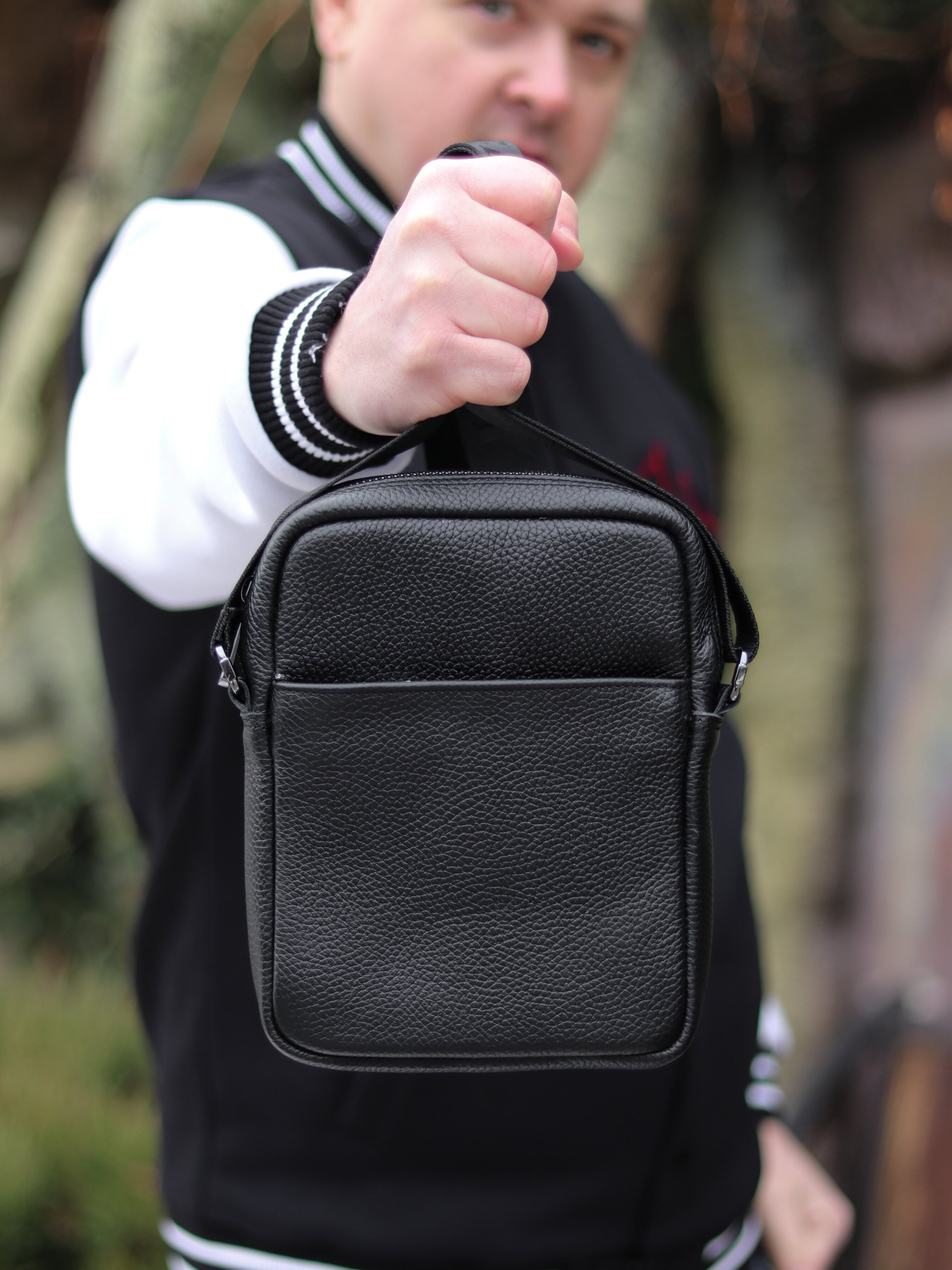 Мессенджер Legessy модель F_006 Фото