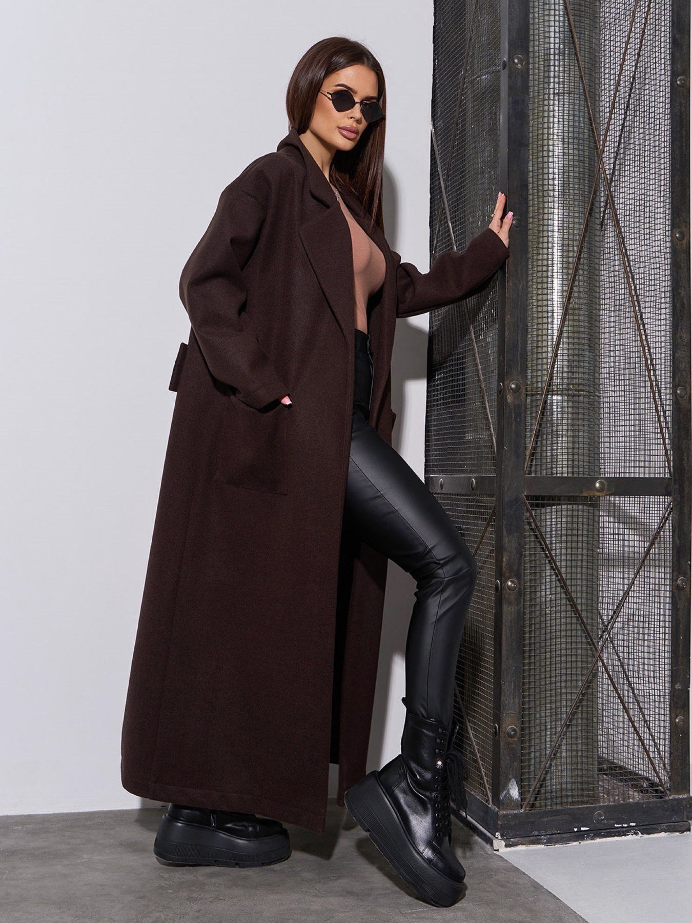 Пальто ISSA Plus модель 15046_темно_коричневый Фото