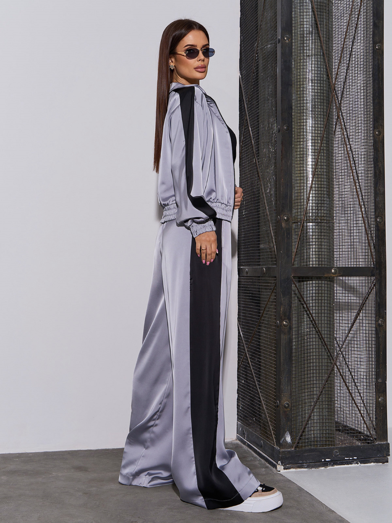 Повседневный костюм ISSA Plus модель 15054_серый Фото