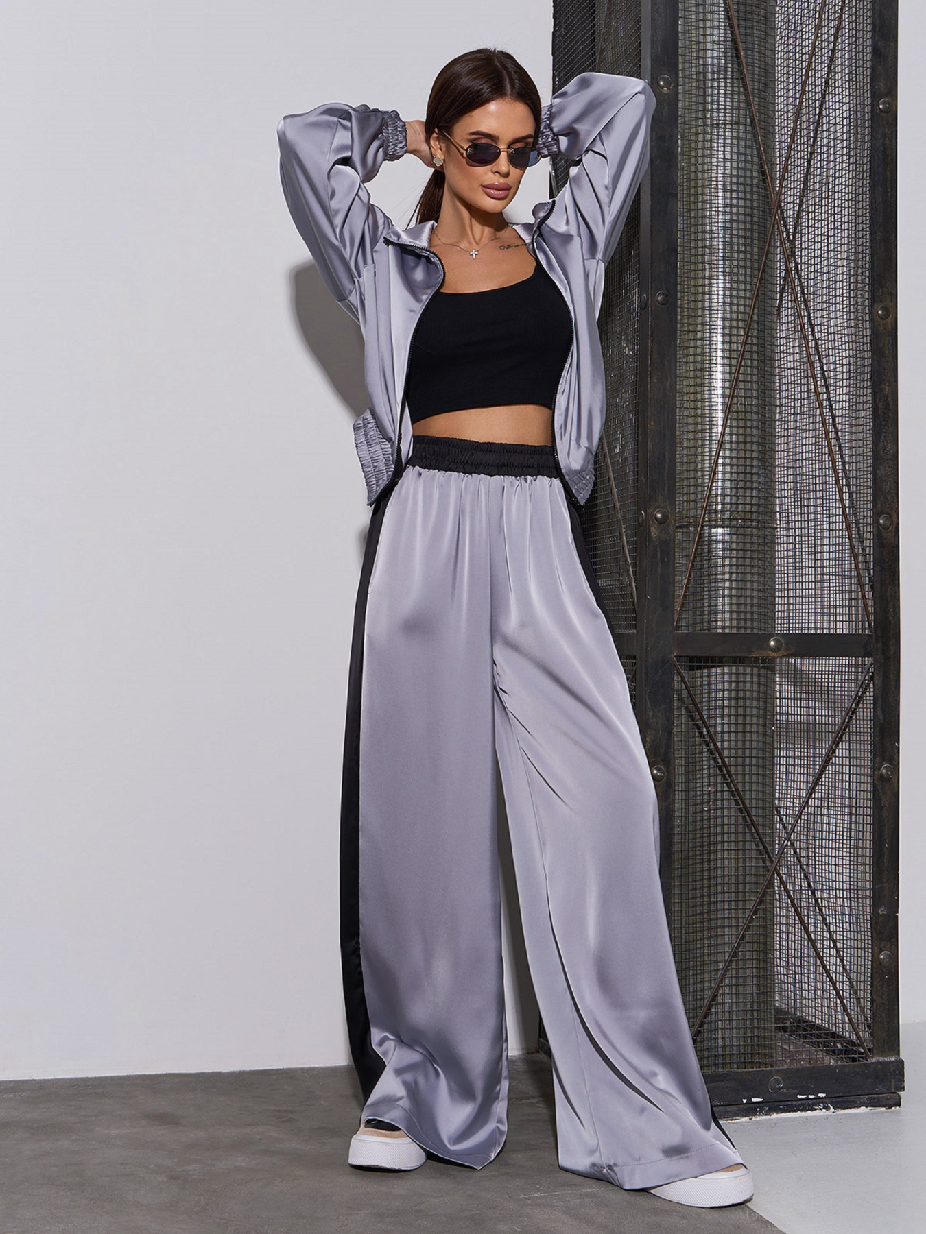 Повседневный костюм ISSA Plus модель 15054_серый Фото