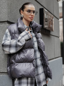 Утеплений жилет Jadone Fashion модель Zhylet_Soft_graf Утеплений жилет Jadone Fashion модель Zhylet_Soft_graf Фото