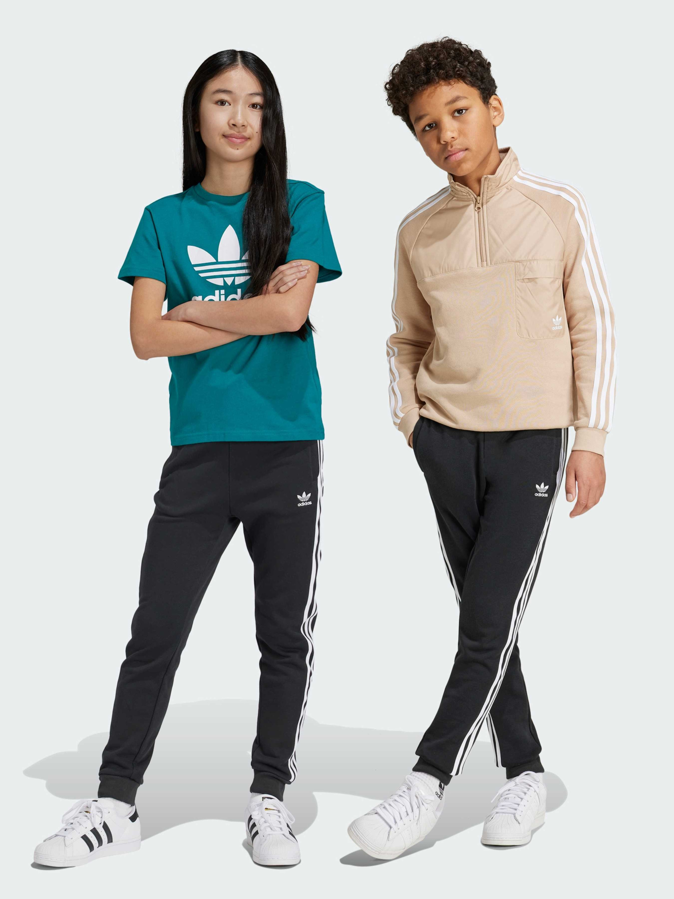 Джогери Adidas Adicolor модель IY7484 Фото