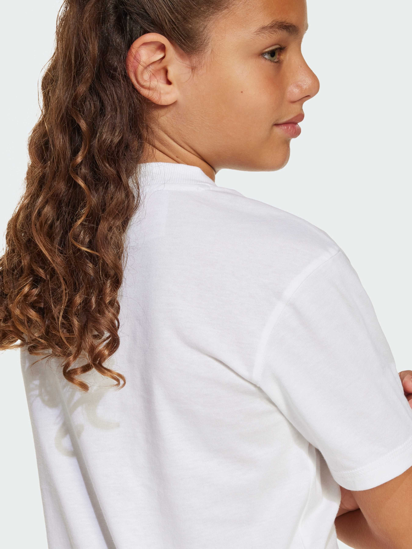 Футболка Adidas модель JC9774 Футболка Adidas модель JC9774 Фото