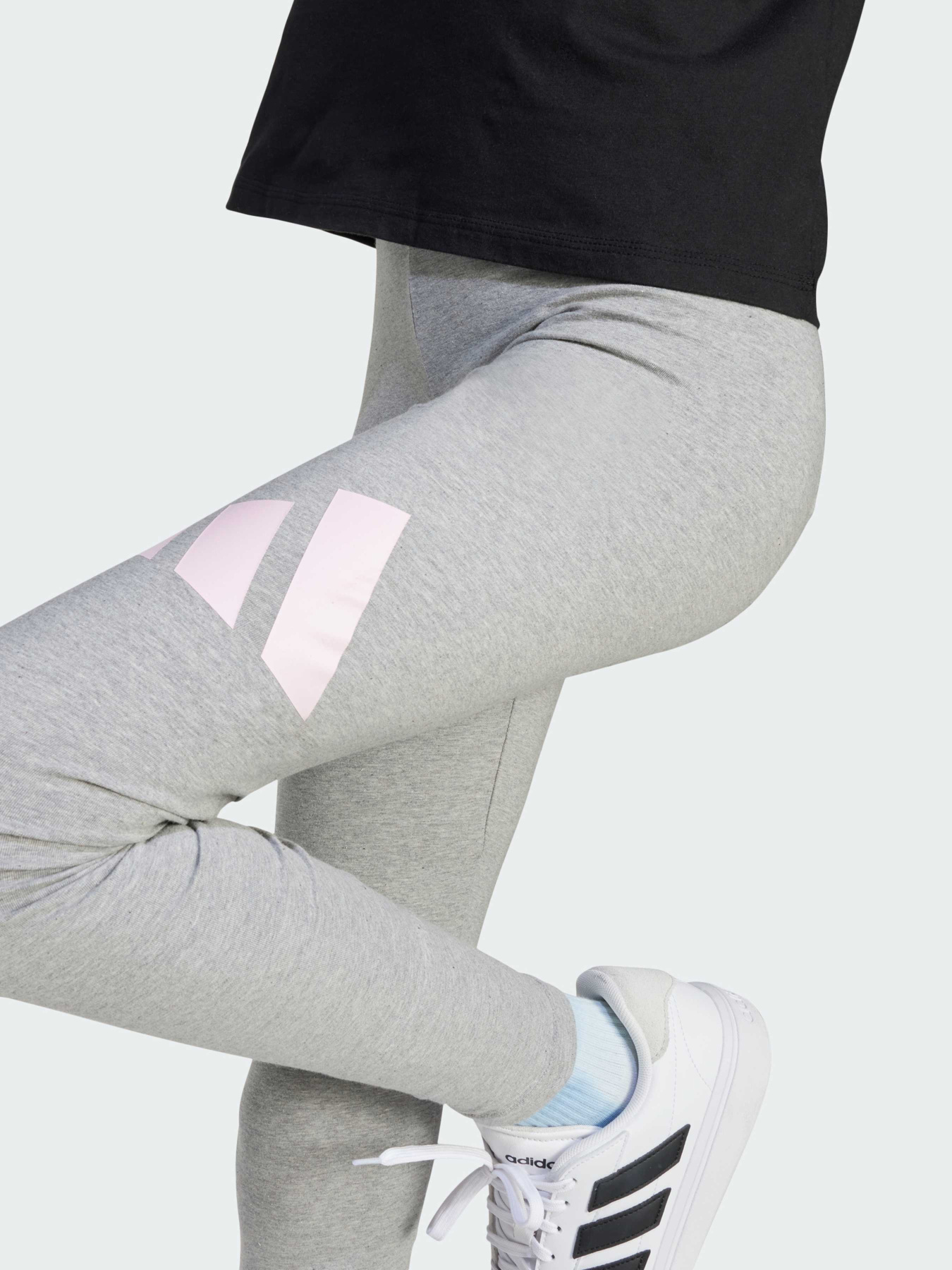 Легінси Adidas модель JC9631 Фото