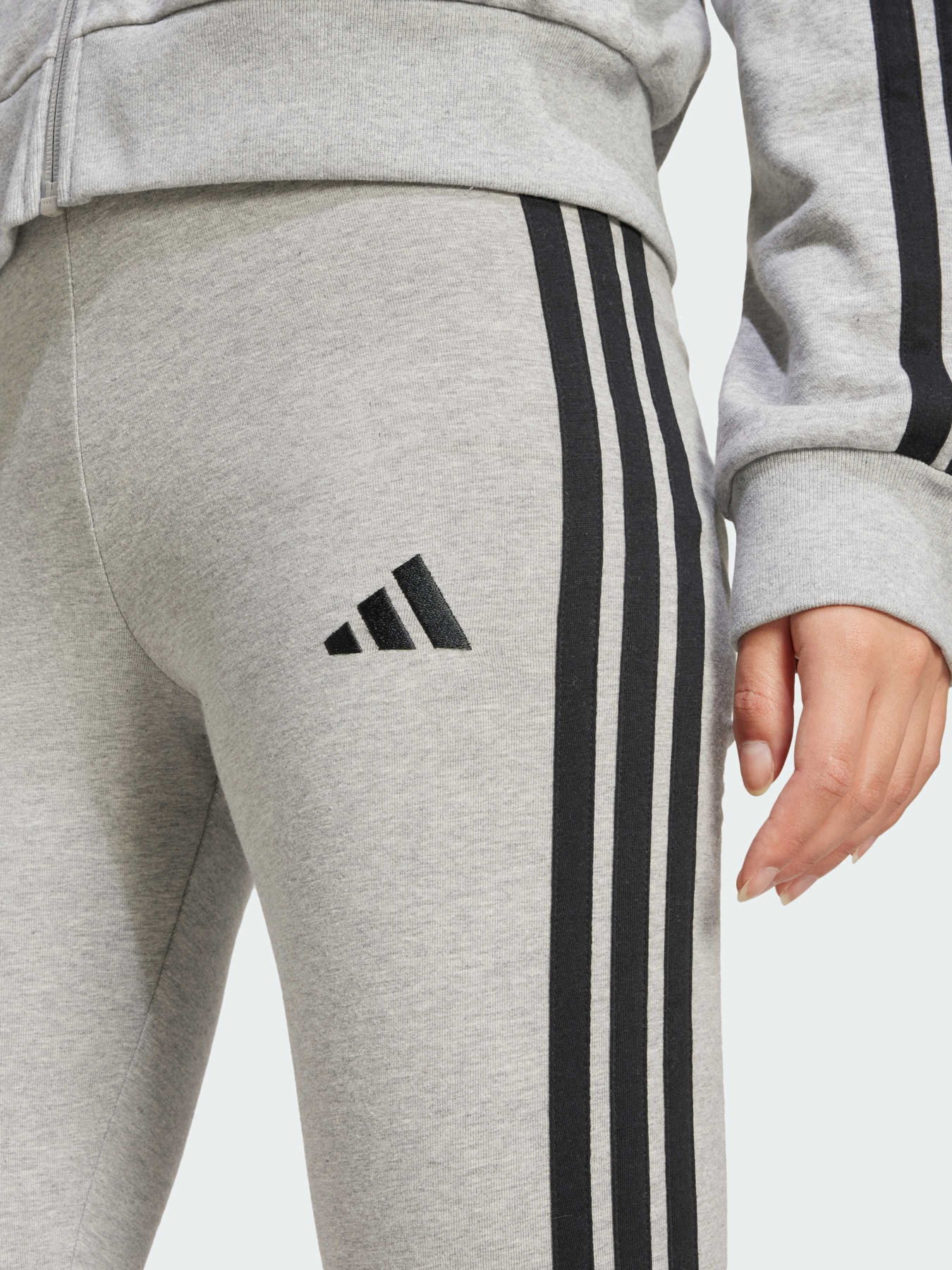 Легінси Adidas модель JE0068 Фото