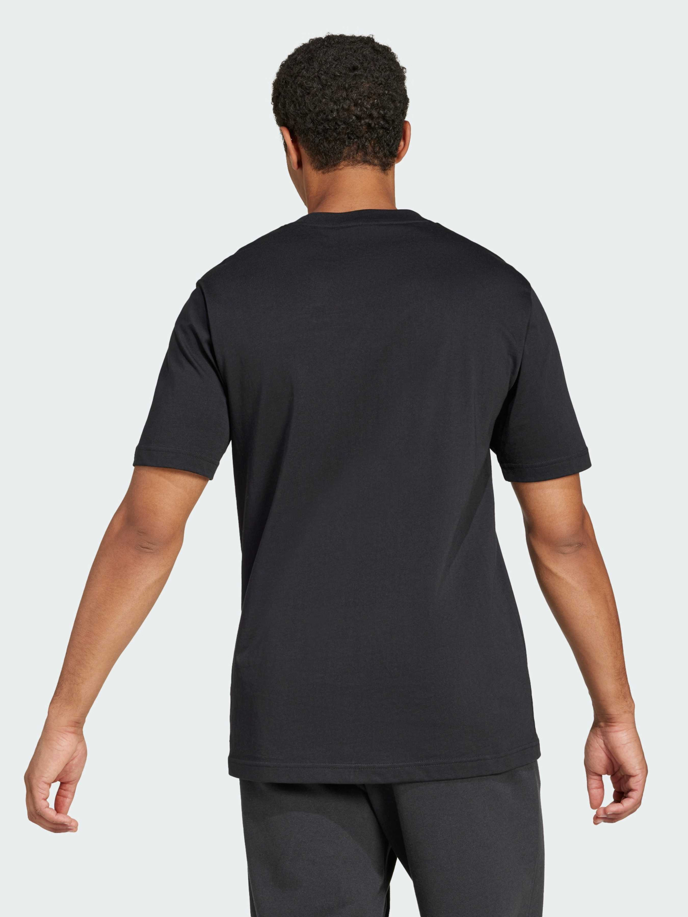 Футболка Adidas модель JE8945 Фото