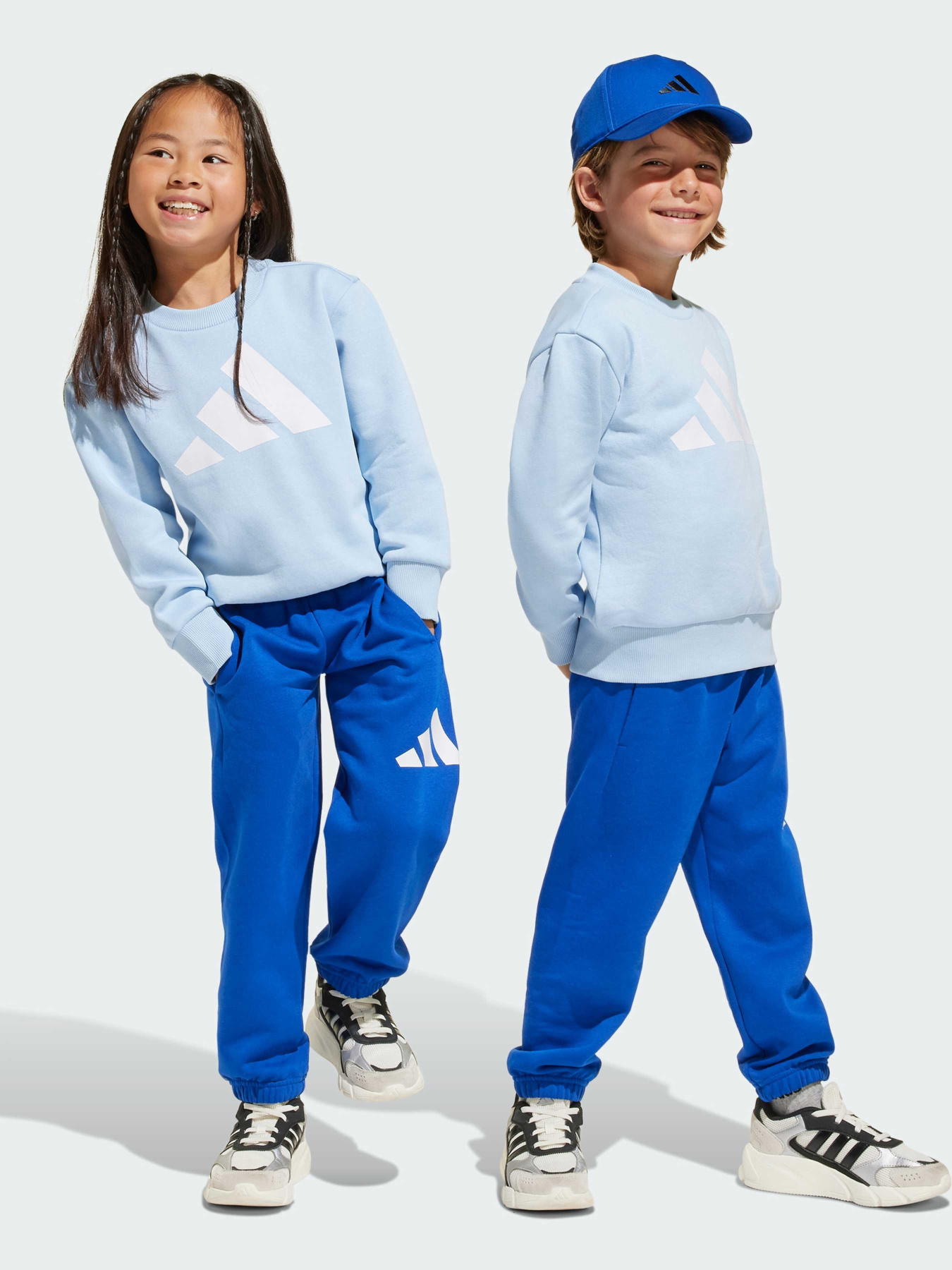 Спортивний костюм Adidas модель JC9726 Фото