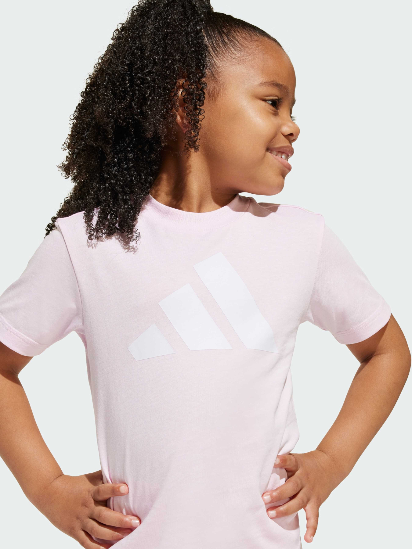 Спортивний костюм Adidas модель JE1378 Фото