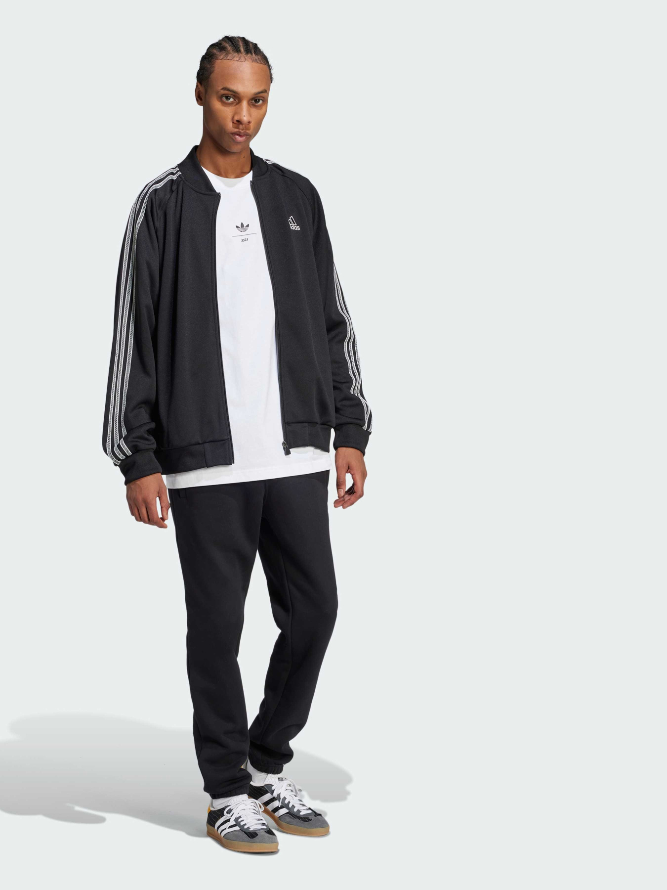 Футболка Adidas Graphics модель JP2677 Фото