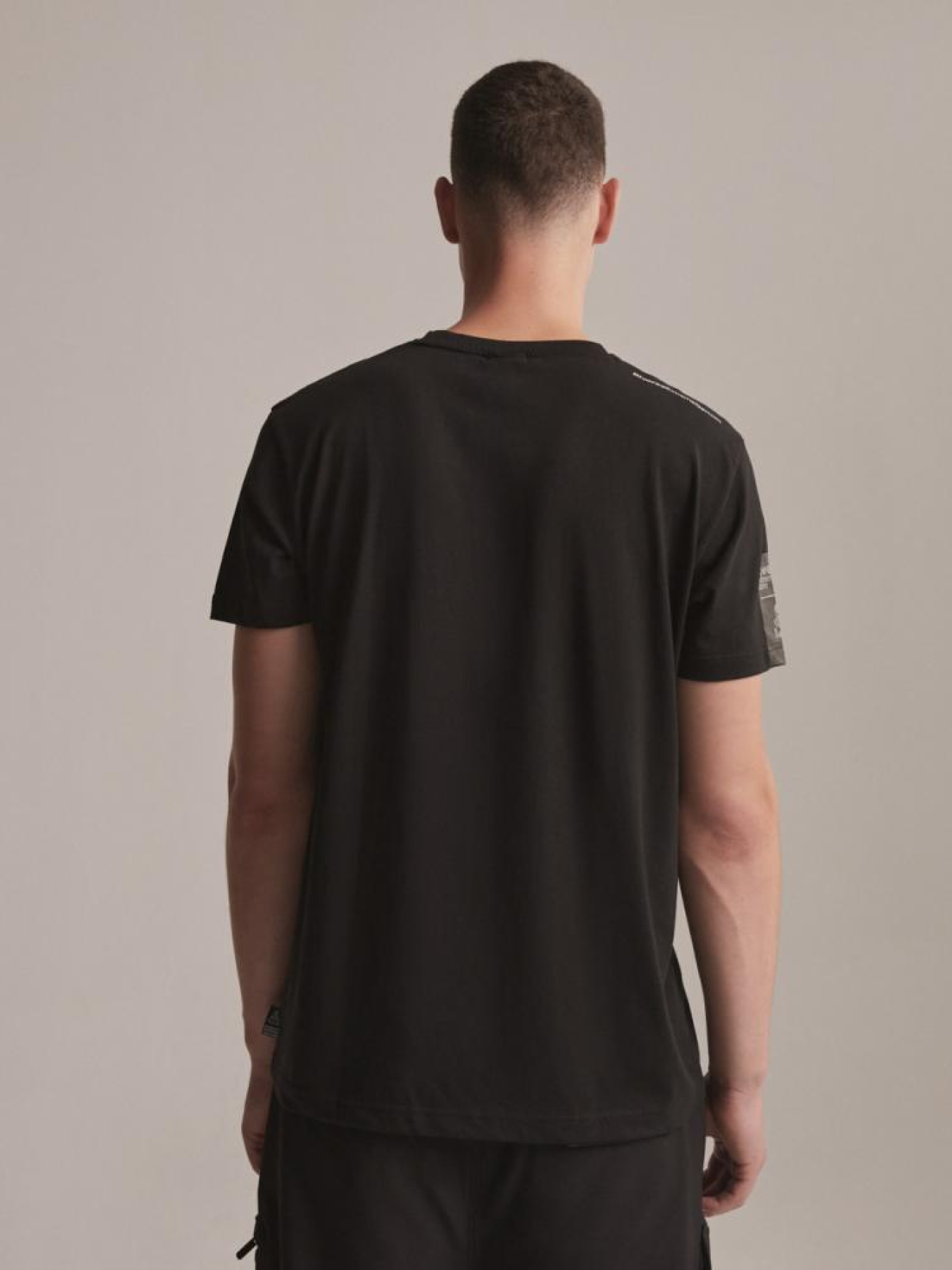 Футболка DIVERSE Dkr Logo 423 модель 10043317 Фото