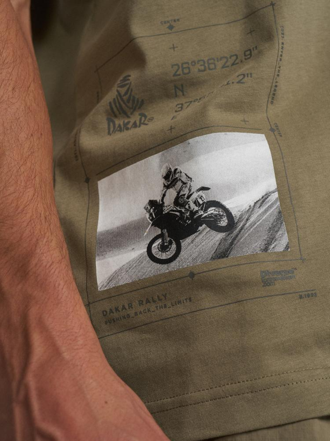 Футболка DIVERSE Dkr Ov 0524 модель 10045696 Фото