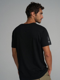 Футболка DIVERSE Dkr Des Logo модель 10045689 Фото