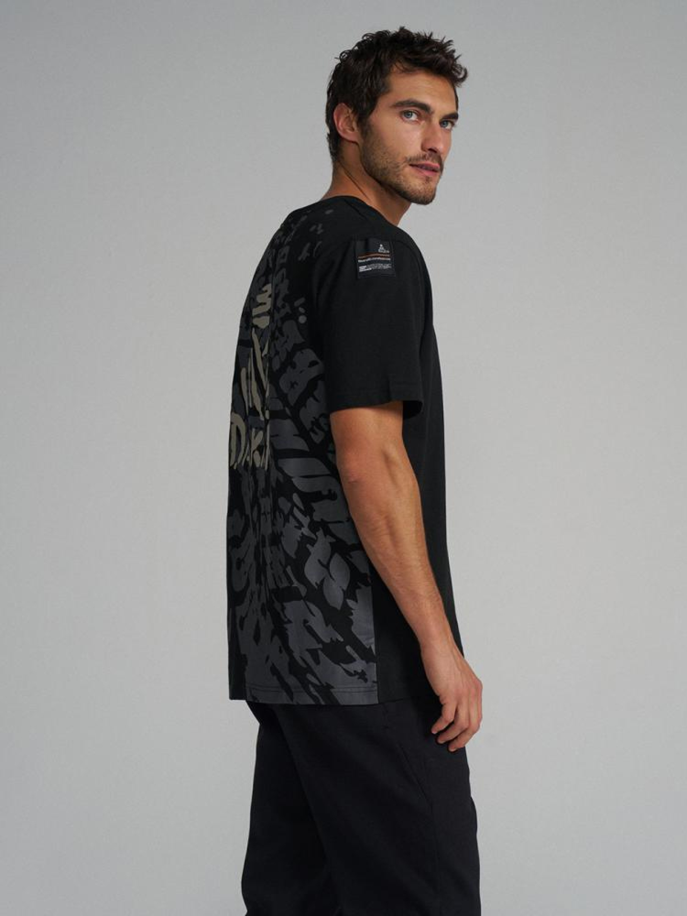 Футболка DIVERSE Dkr Ov 0124 модель 10045694 Фото